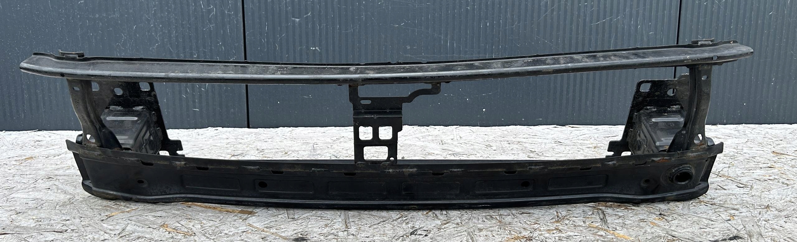 bumper support front front AUDI Q2 81A 81A807109D