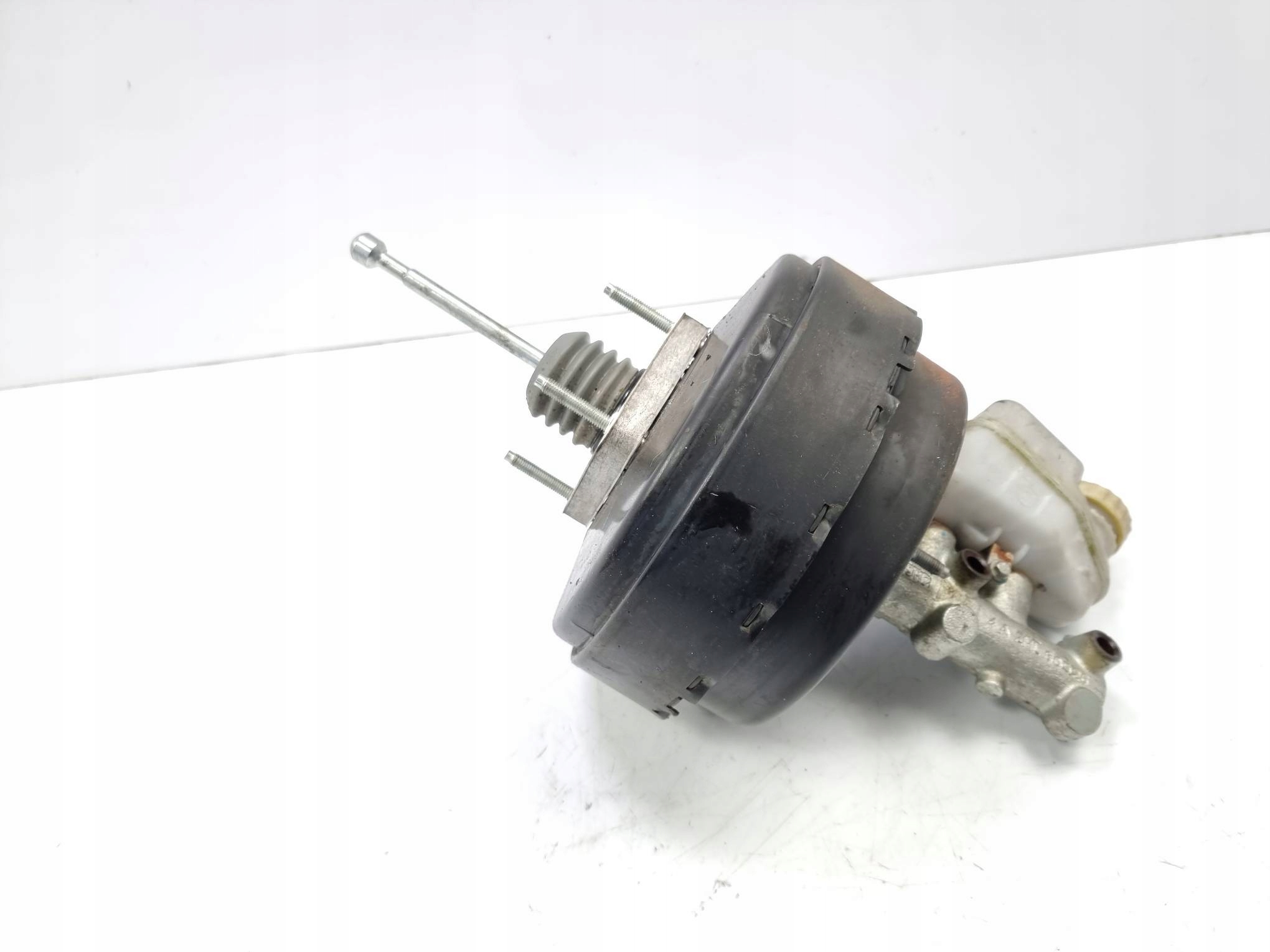 SERWO HAMULCOWE MASERATI GRANTURISMO S