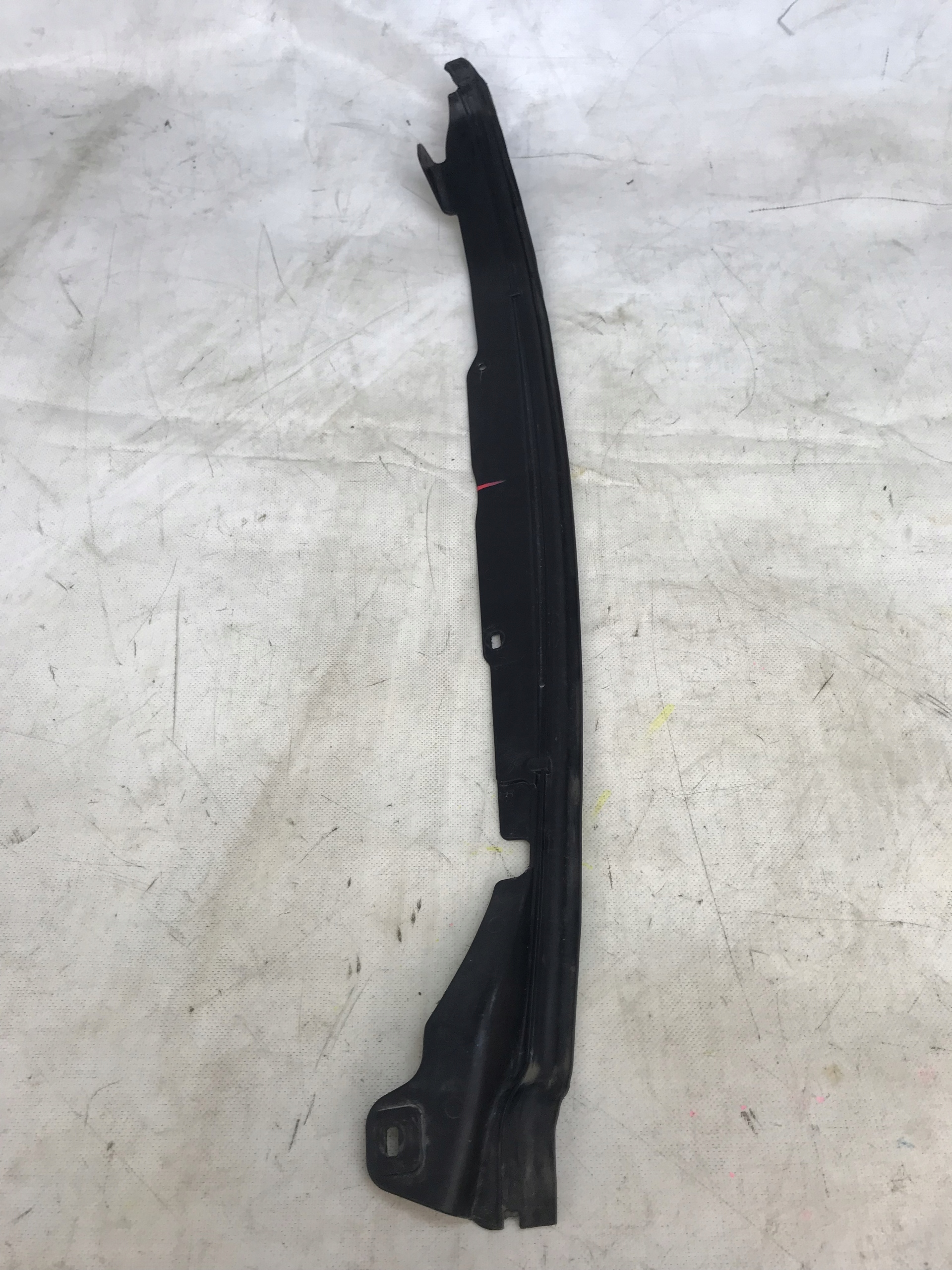 Jeep Compass 17-пластик двигателя левый 68242117ab