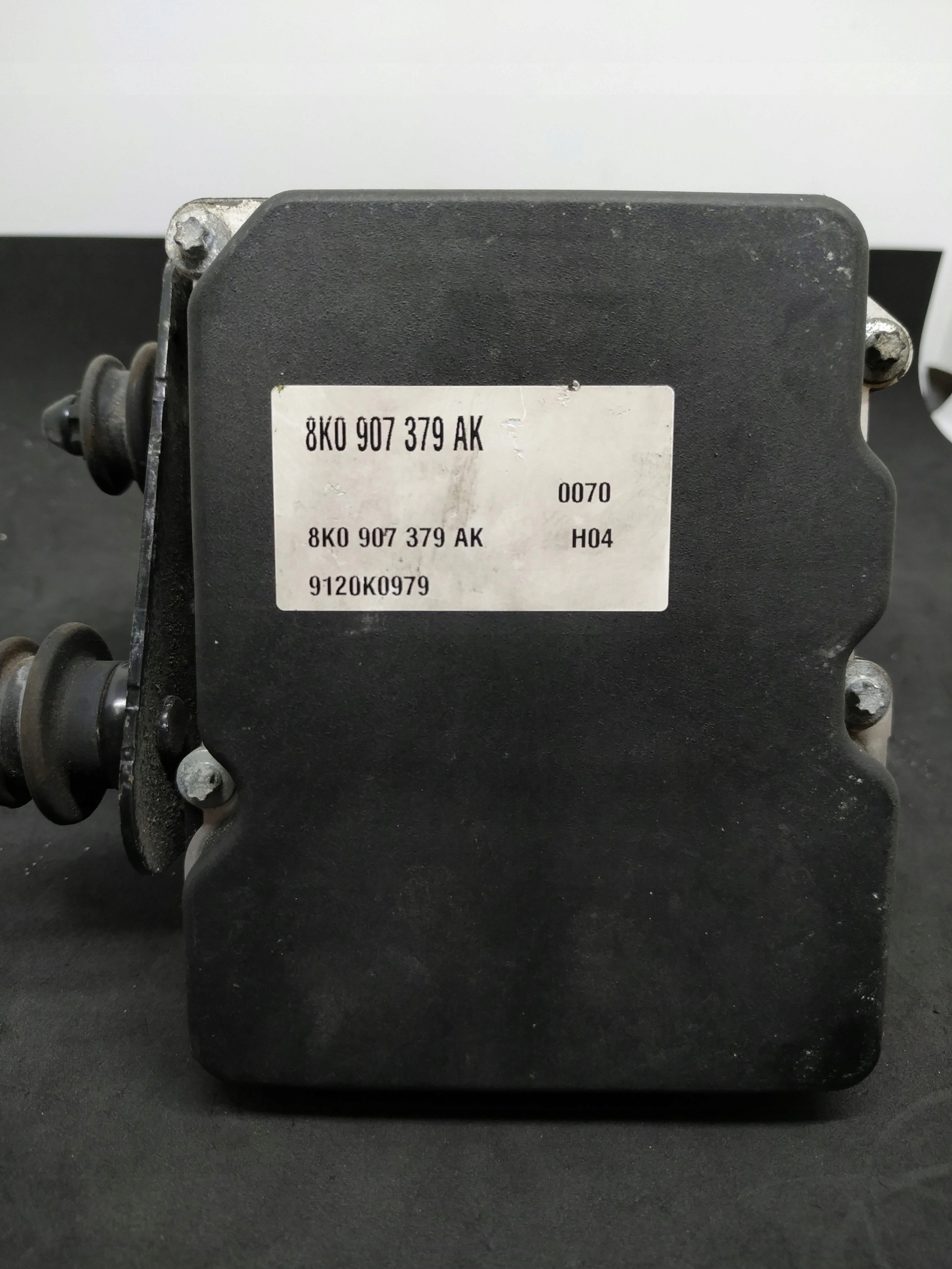 pump ABS AUDI A4 B8 8K0907379AK