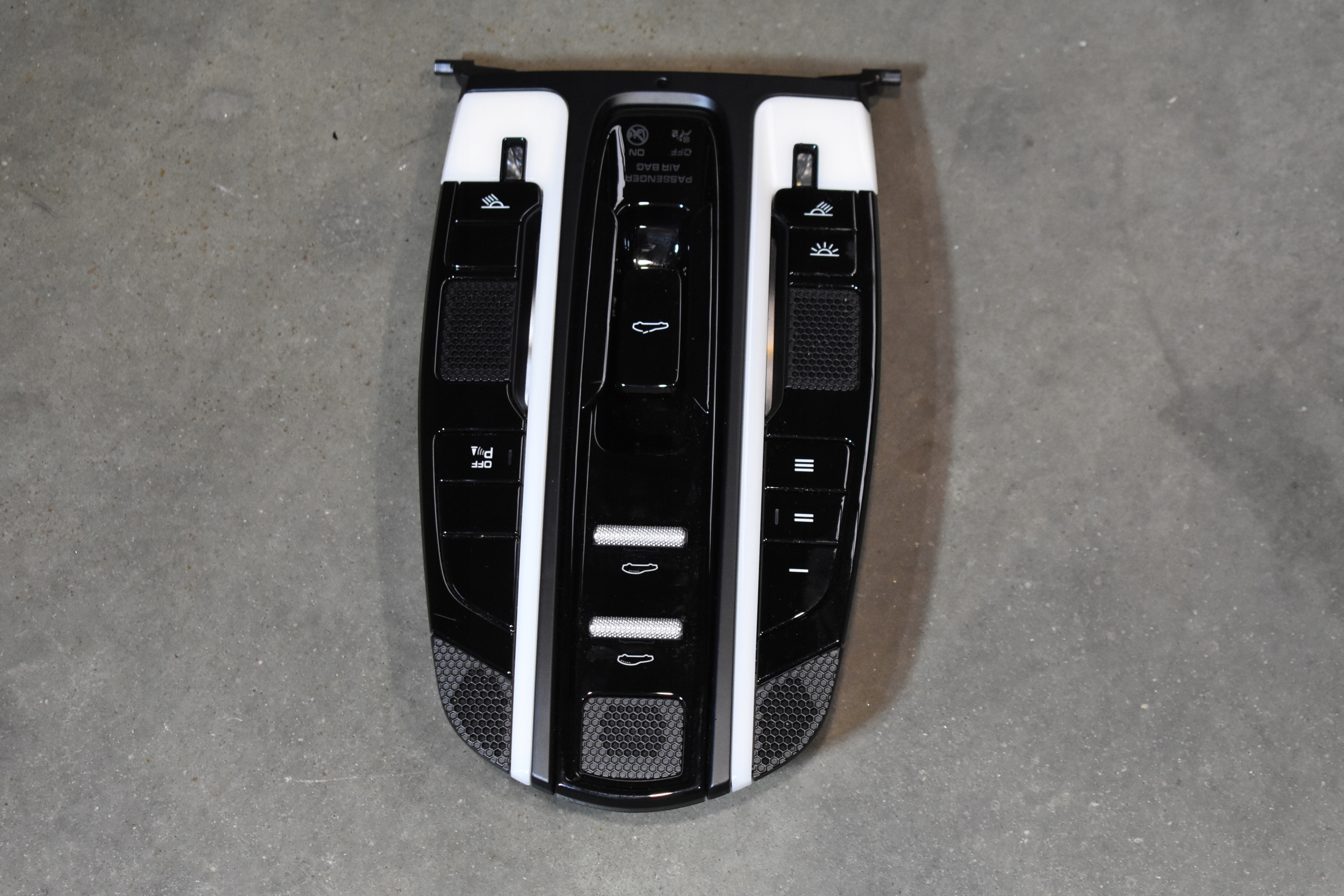 IDEALNA FANALE CIELO INTERNO PORSCHE PANAMERA 971 1