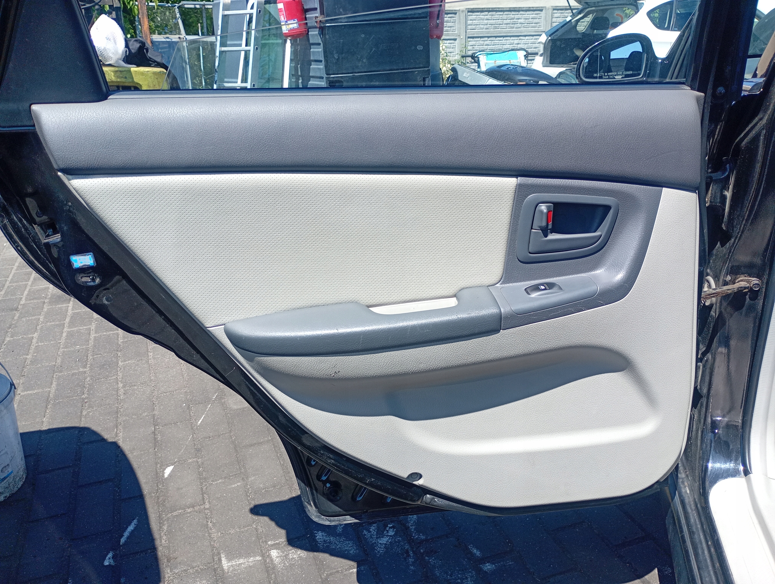 upholstery side left rear part Kia CERATO 1 and 04-07