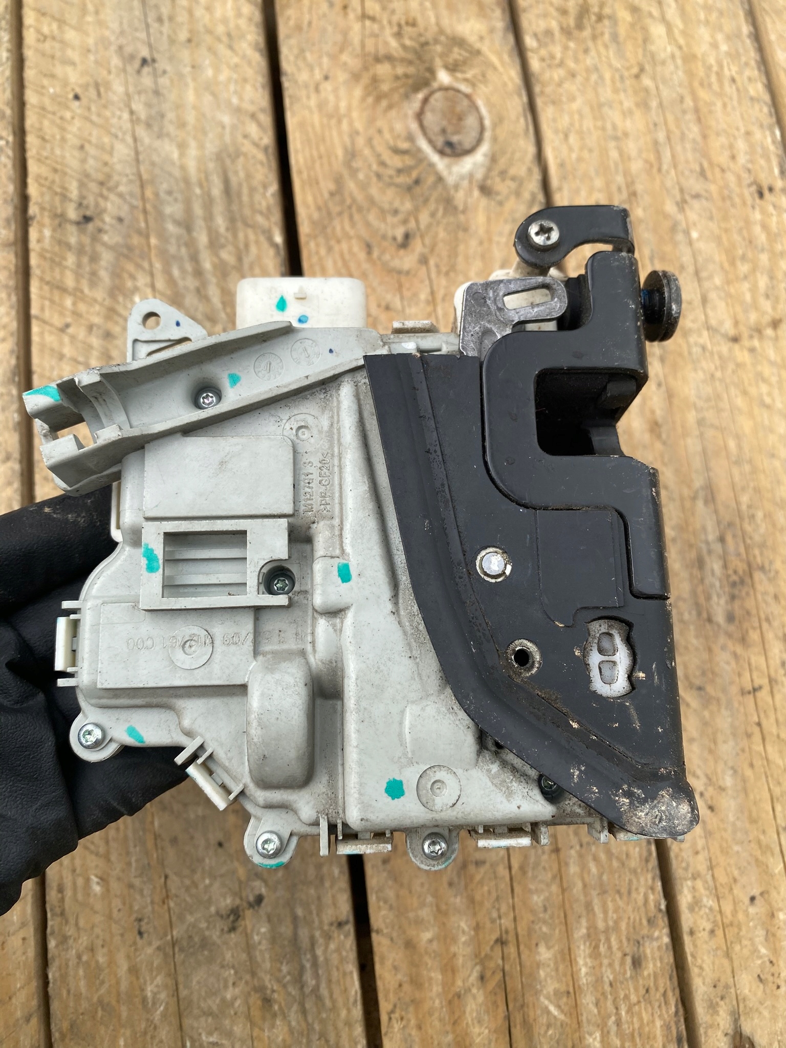 lock door left front front AUDI A5 8T 8J2837015D
