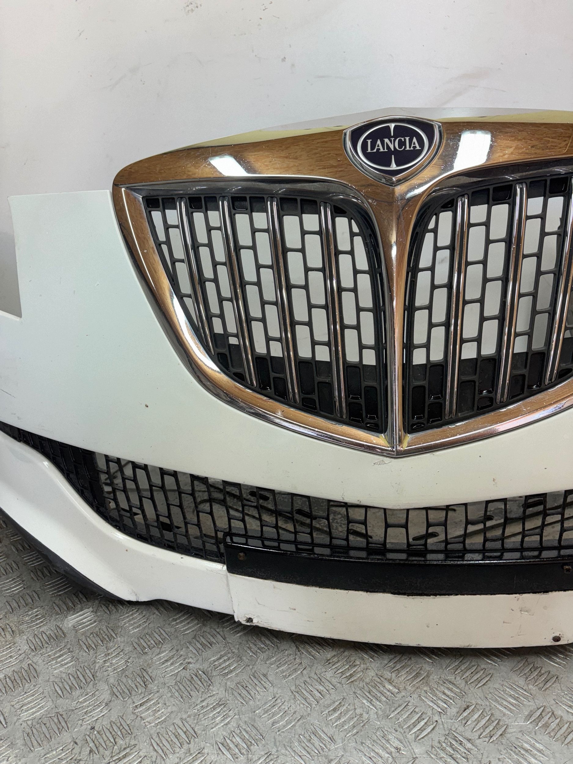 bumper front front LANCIA DELTA III