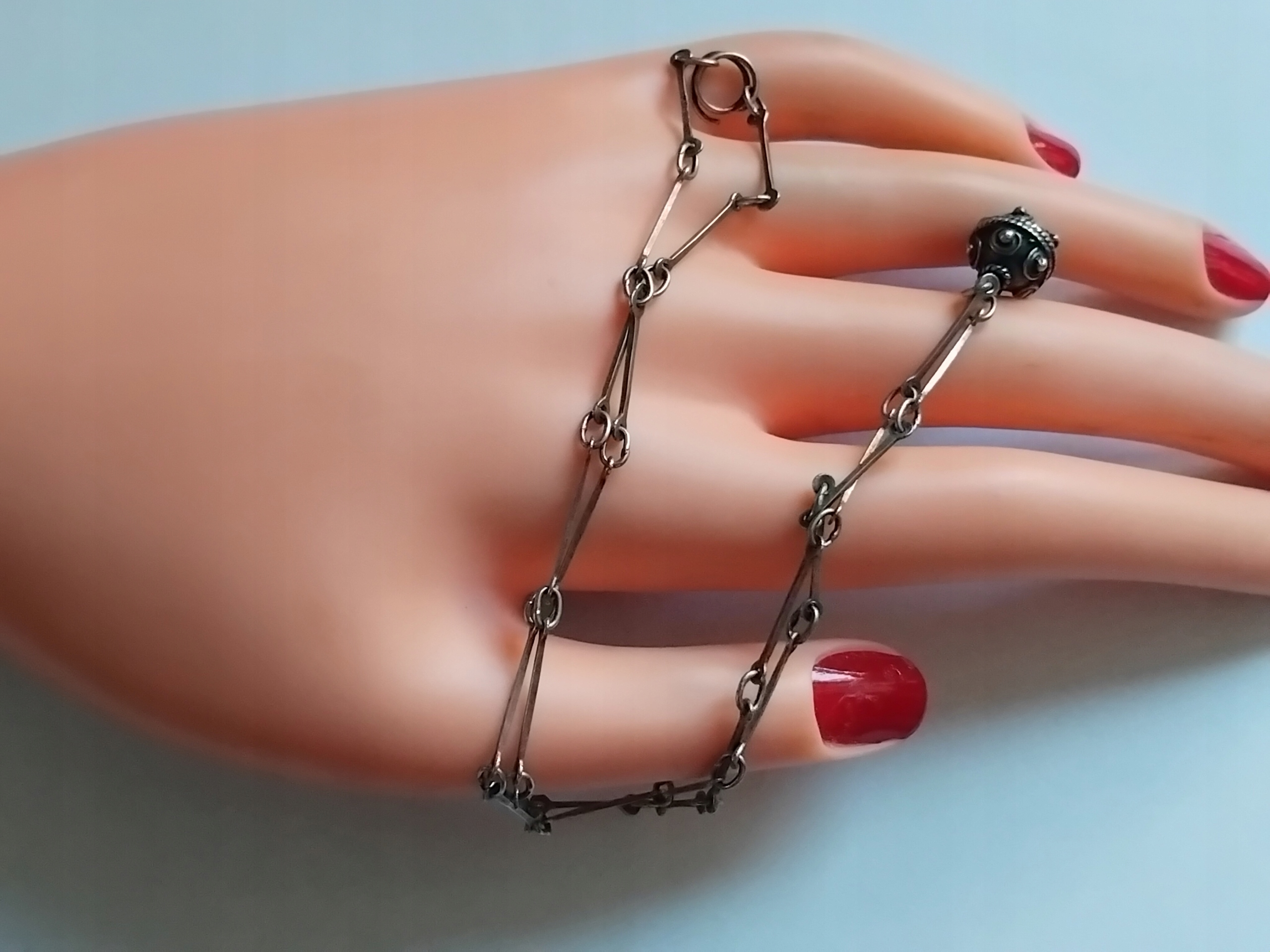 Srebrny łańcuszek-naszyjnik, Rytosztuka PRL