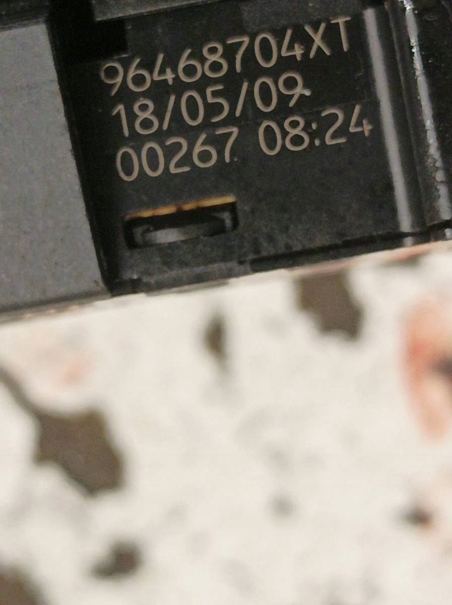 window control switch left front ORG 96468704XT Peugeot 407 and (2004-2010)