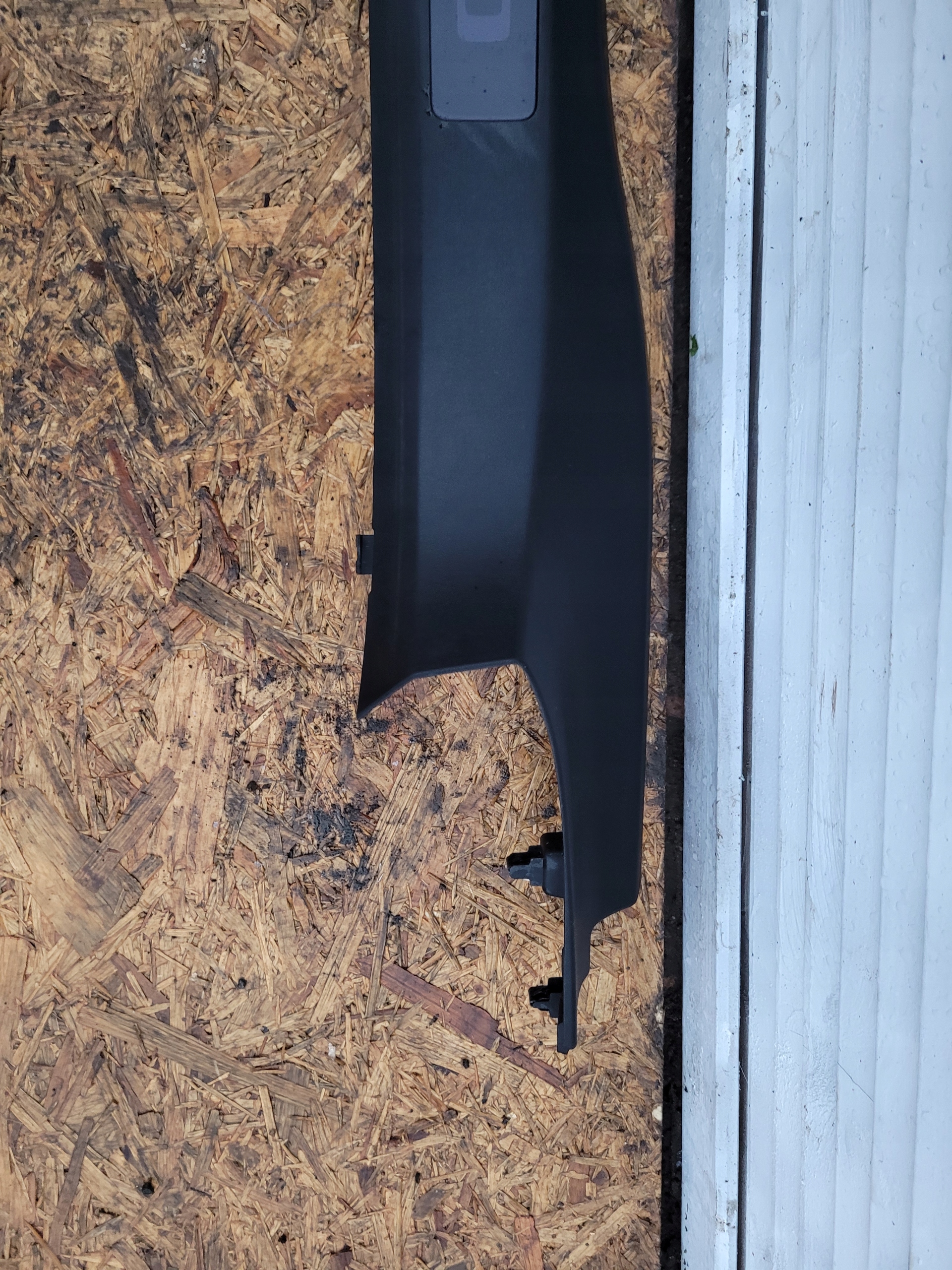 cap of the threshold left TESLA X 1035985-00