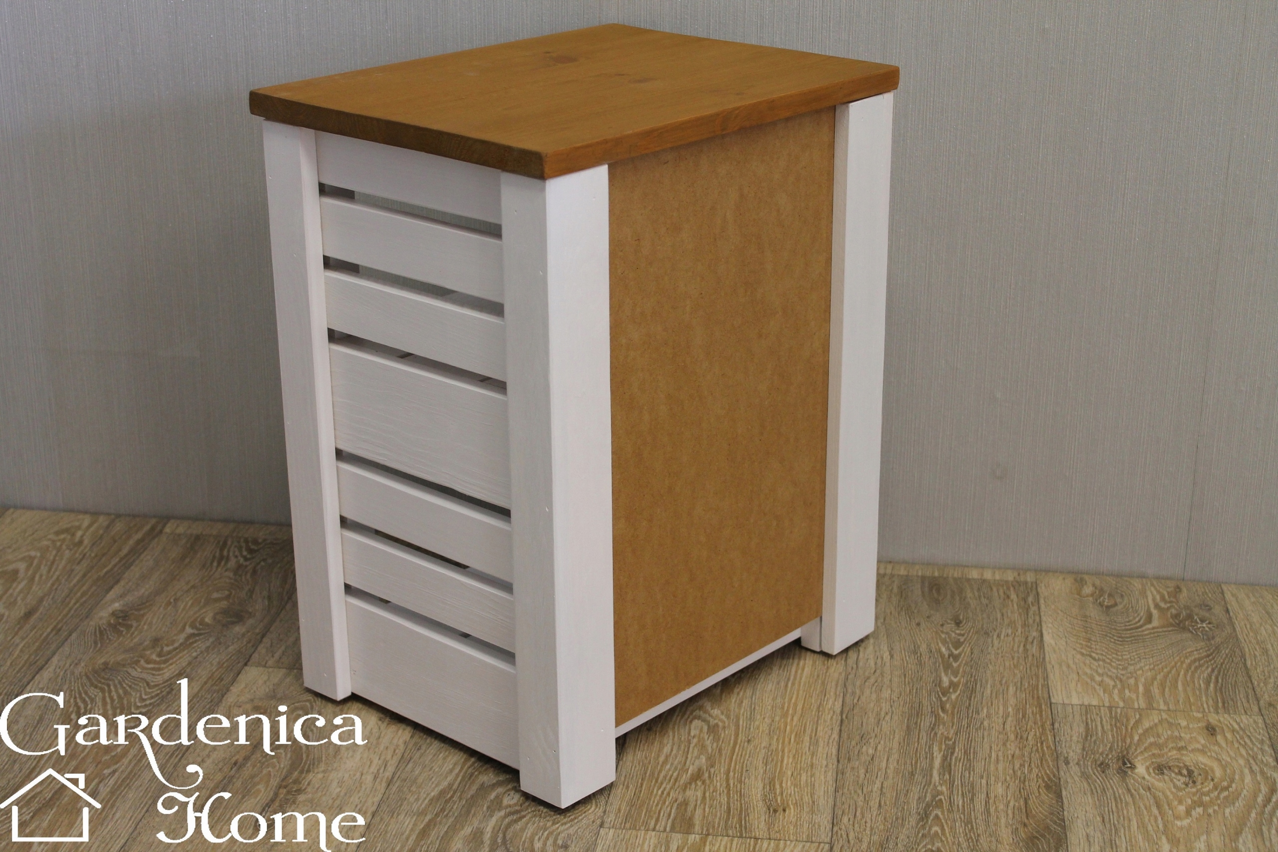 SZAFKA NOCNA REGAŁ STOLIK DO SYPIALNI SALONU PÓŁKI Kolor frontów biały