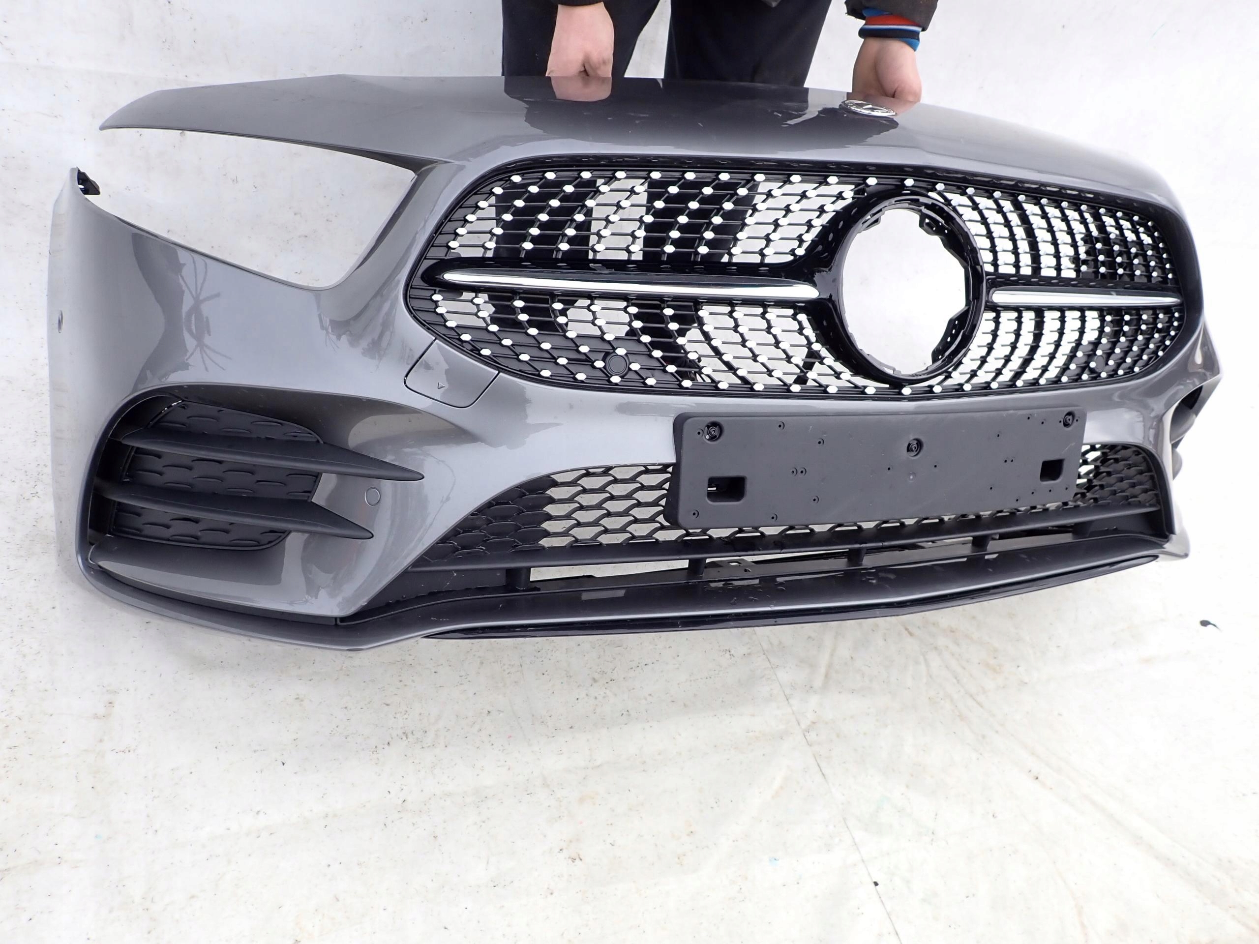 MERCEDES A-KLASA W177 AMG 18- bumper front PDC