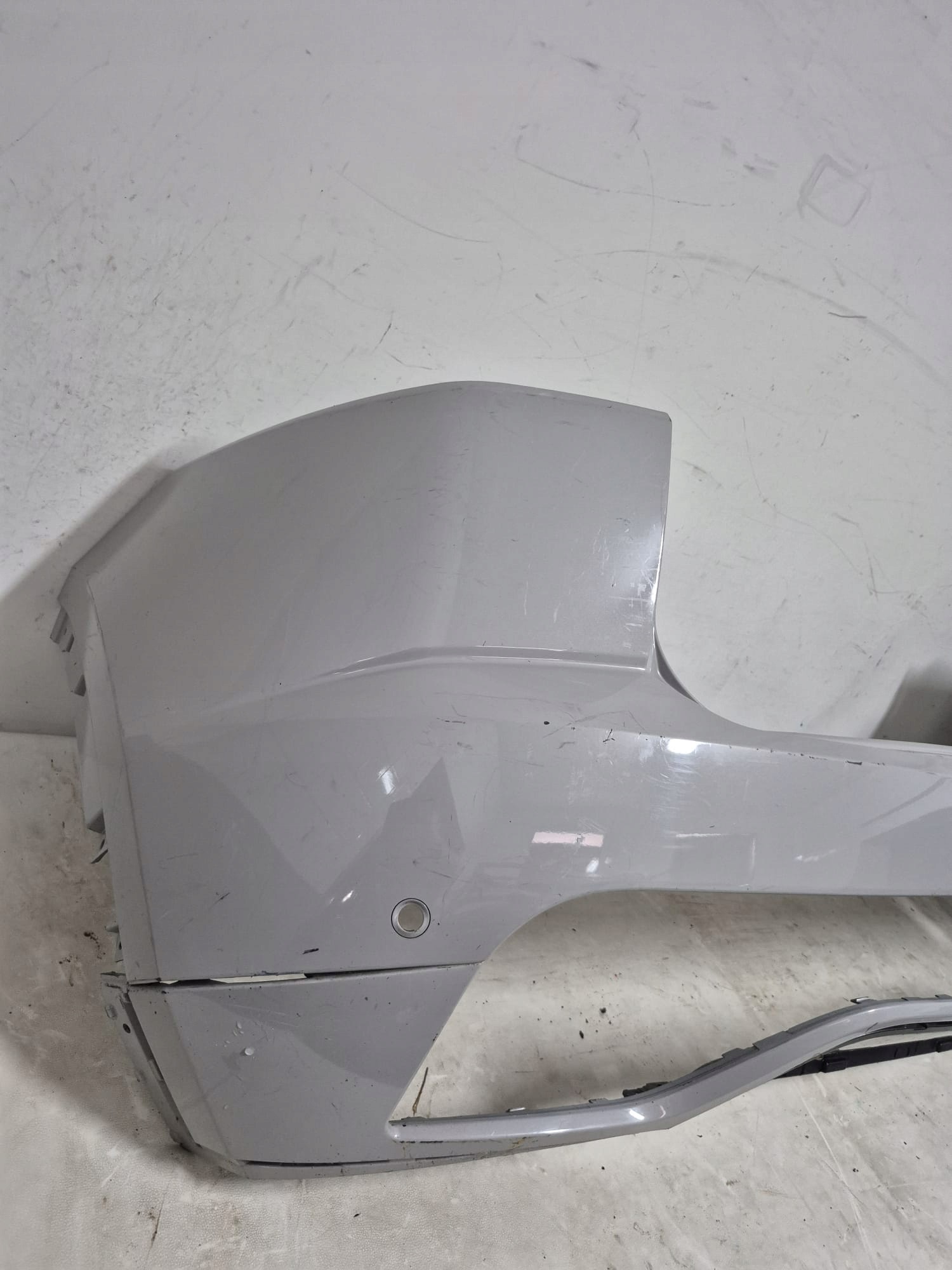 JAGUAR E-PACE R-DYNAMIC 17- bumper rear part rear PDC J9C3-17D781-A