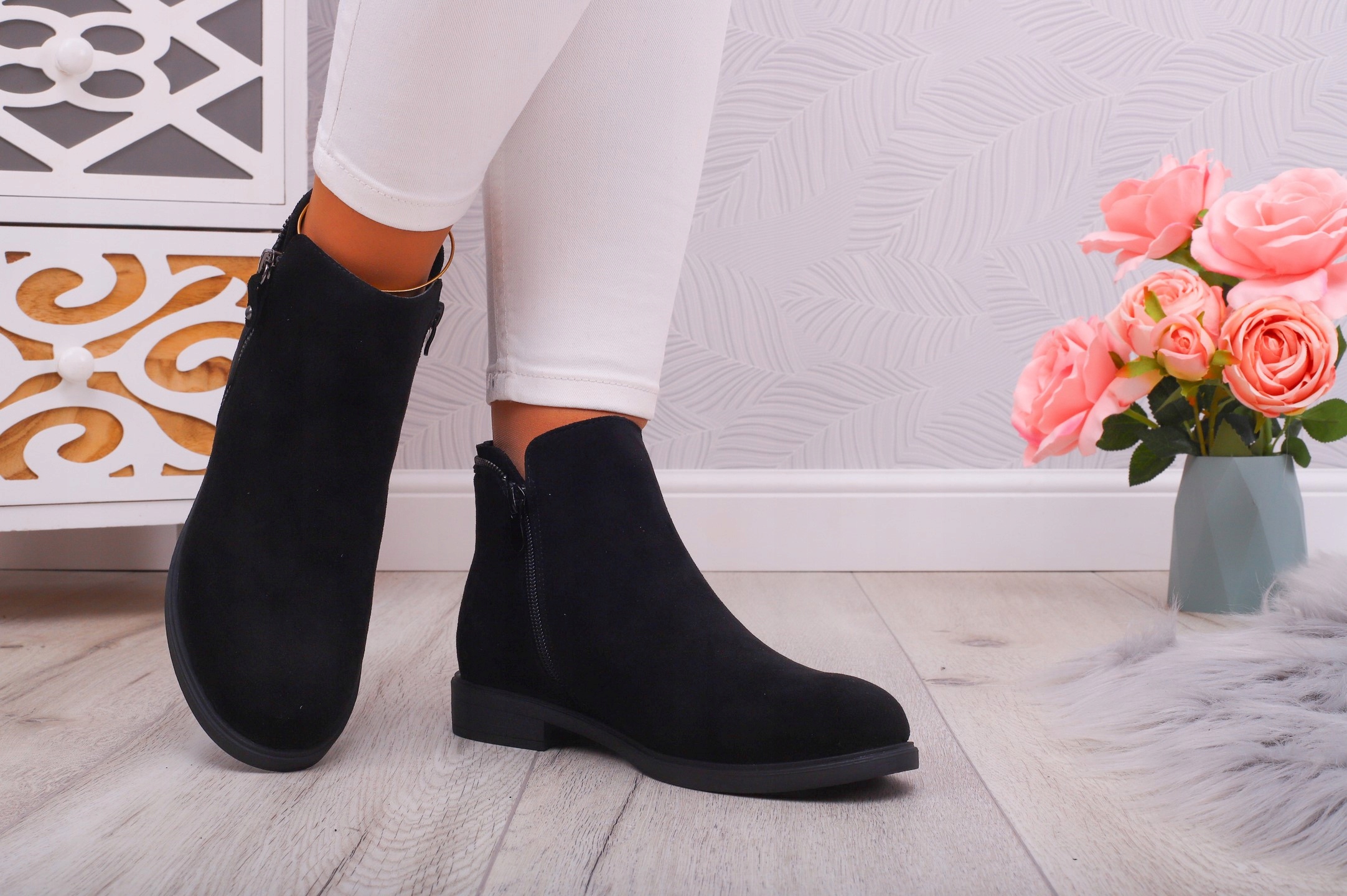 BOTKI DAMSKIE CZARNE BUTY KLASYCZNE PŁASKIE Kod producenta 665544-1ABLAC