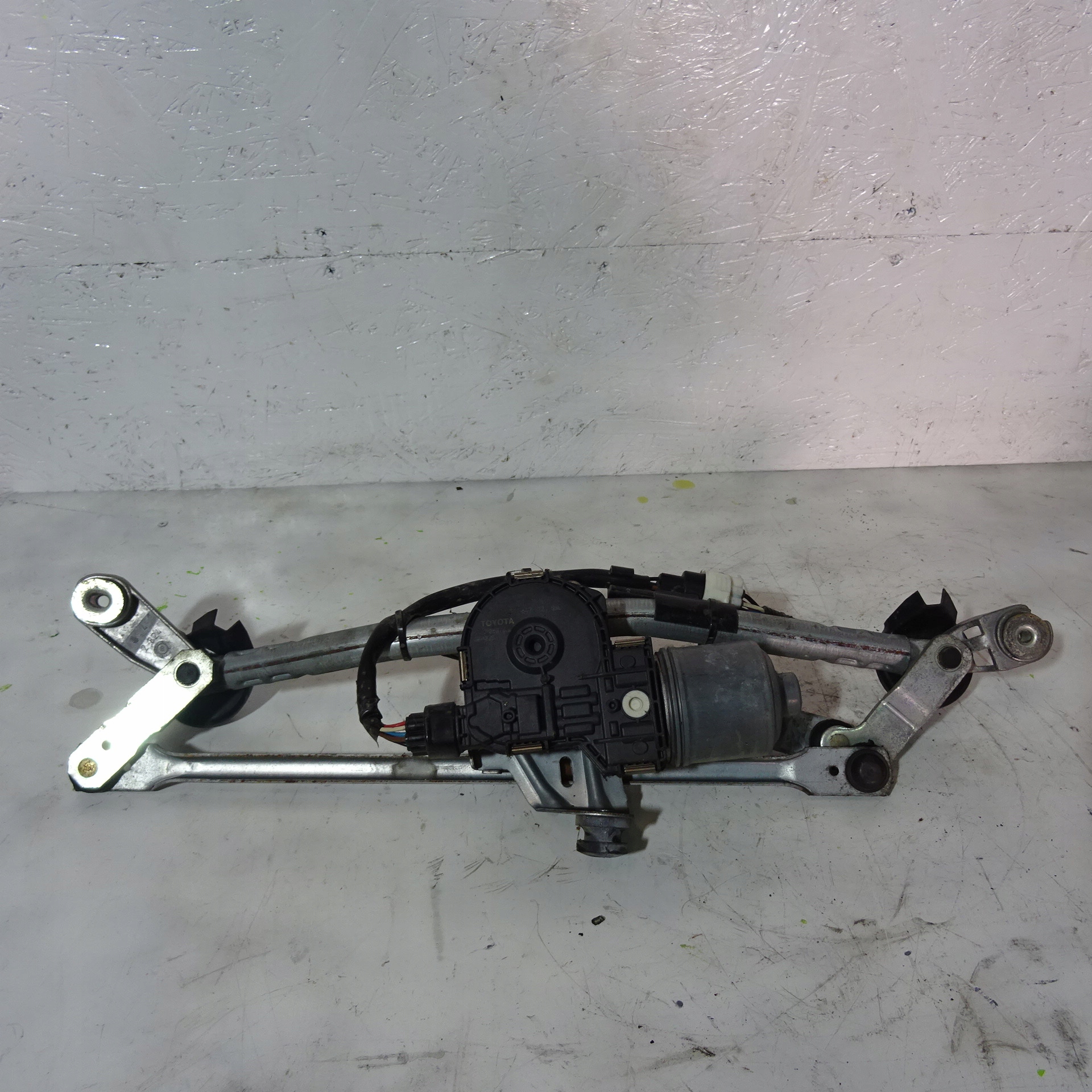 TOYOTA AVENSIS T27 Wischergestänge