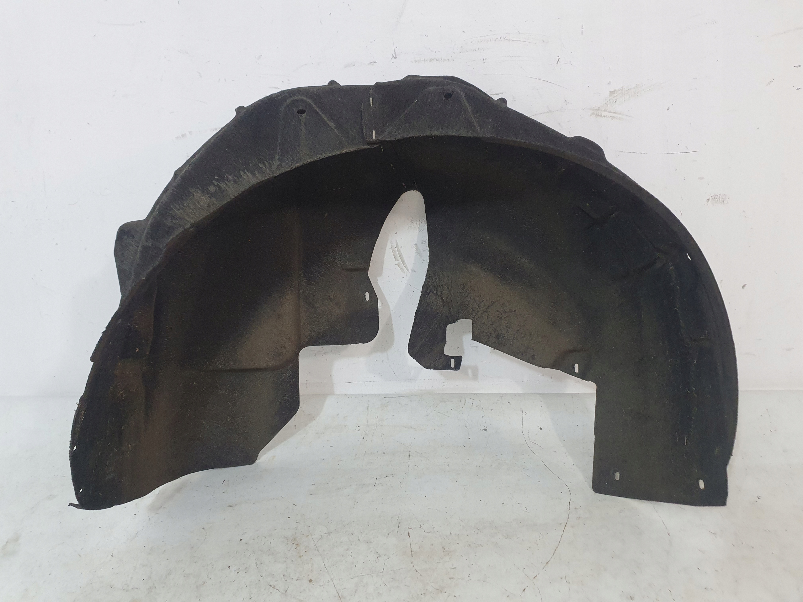 AUDI Q3 8U RSQ3 mudguard right rear part rear. 8U0810172A