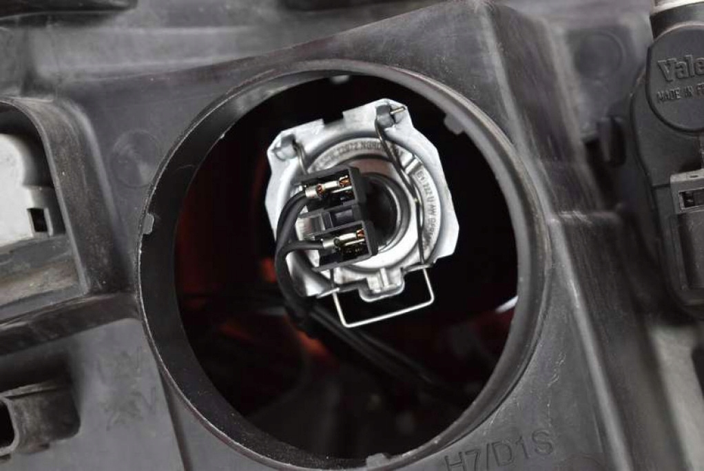 REFLEKTOR left light front lens EU 260600033R RENAULT LAGUNA III 07-11