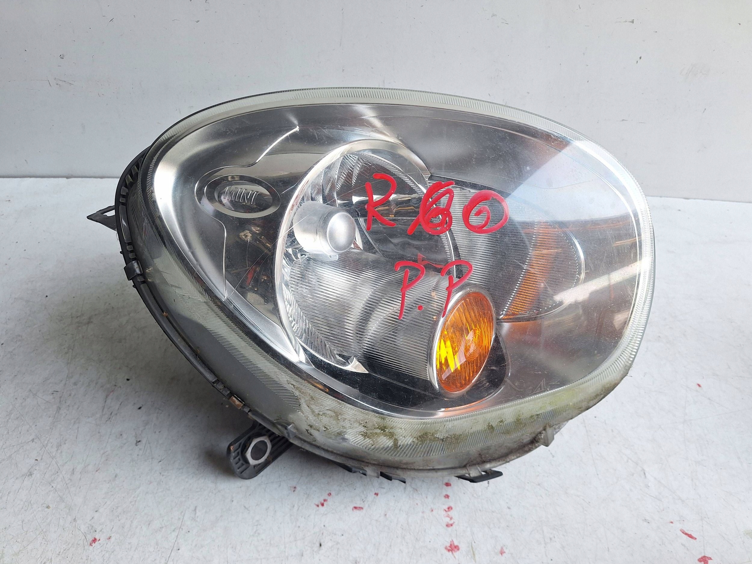 MINI COOPER COUTRYMAN R60 10-14 light right UK-ANGLIK