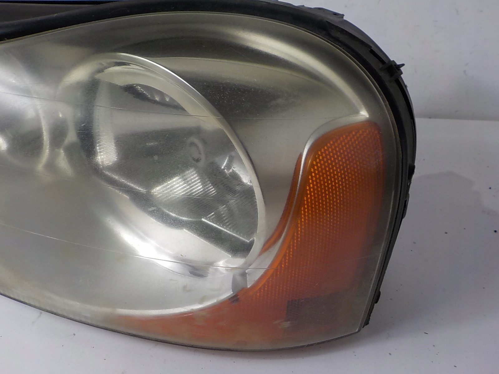 VOLVO XC90 and XENON light left front front UK