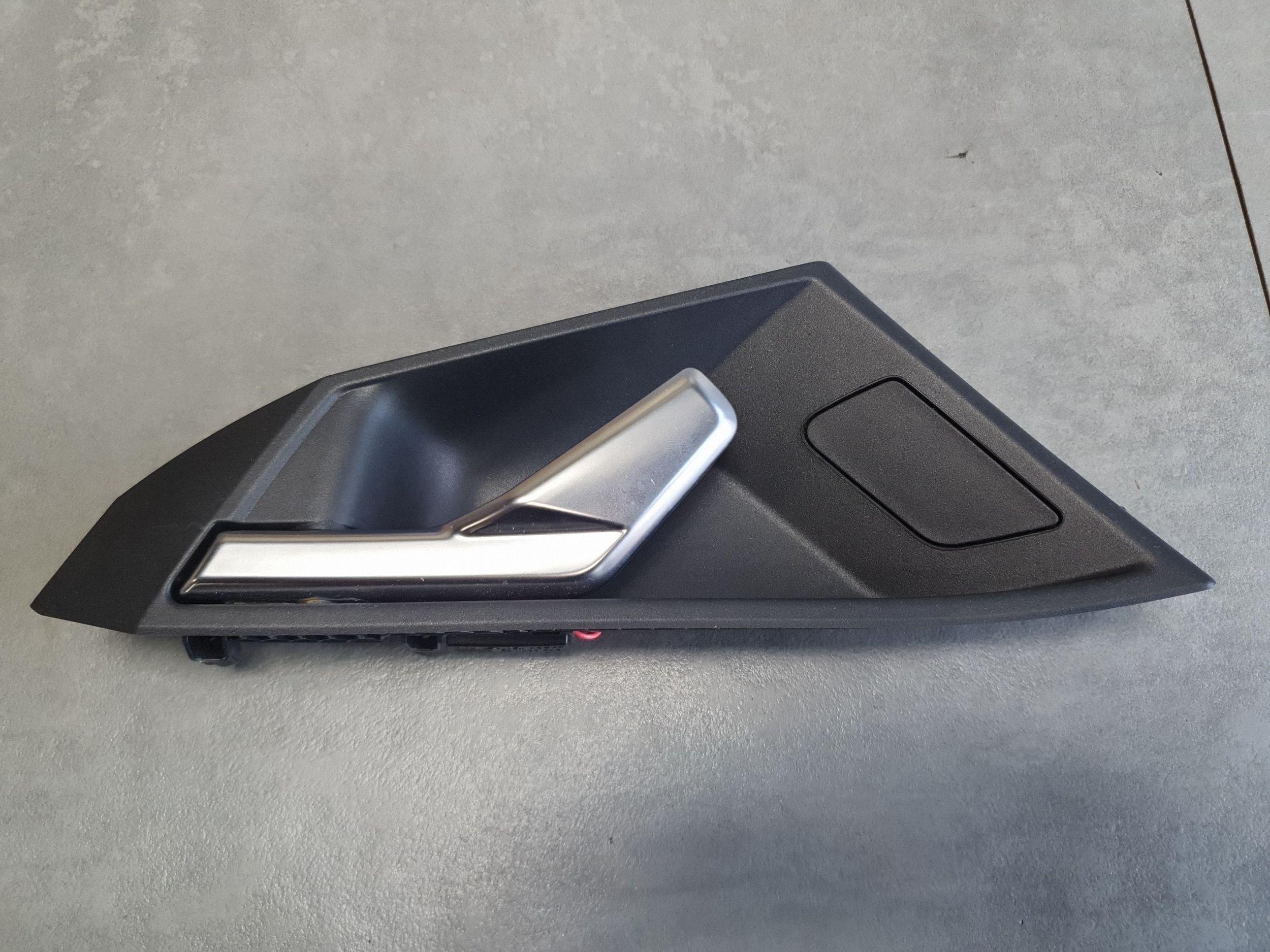 Audi A3 8Y handle inner right front 8Y0837020A