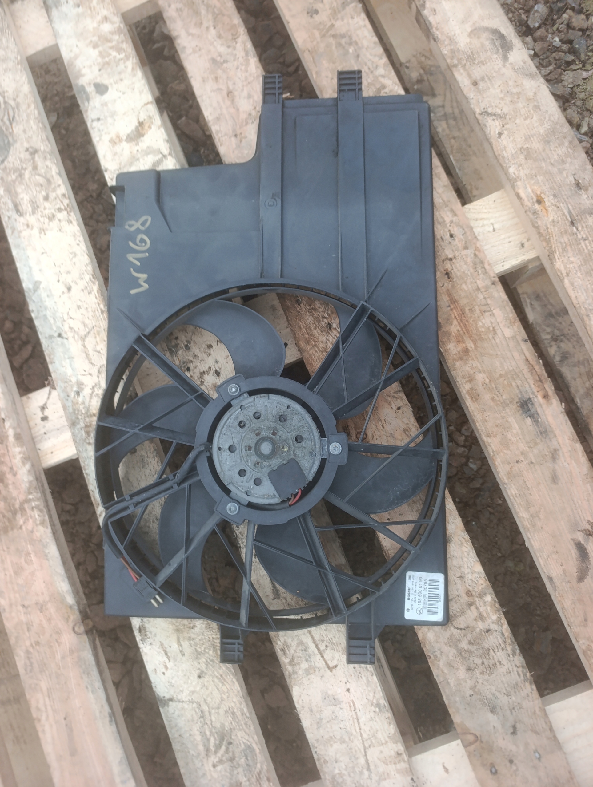ventilátor chladiče MERCEDES 168 A1685000193