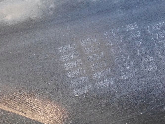 AUDI A4 B9 LIFT 19- Frontstoßstange vorne