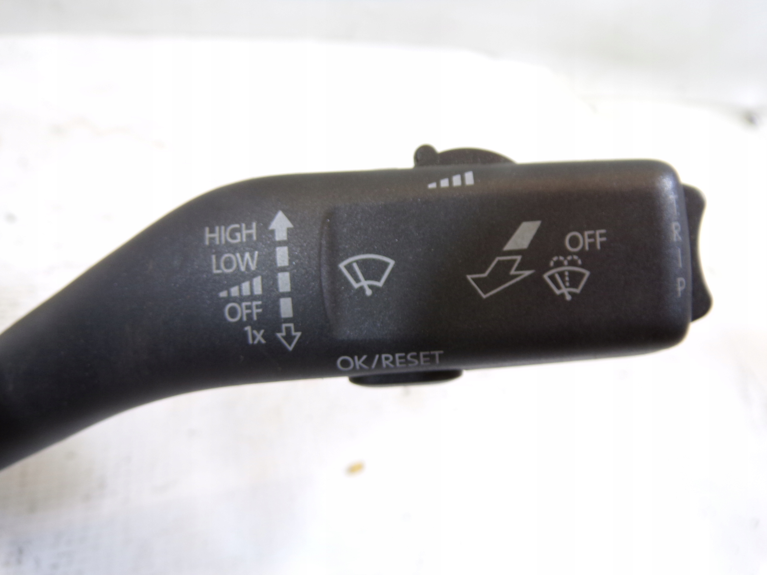 Commodo essuie glace VW JETTA 5 V 1K5953503DK