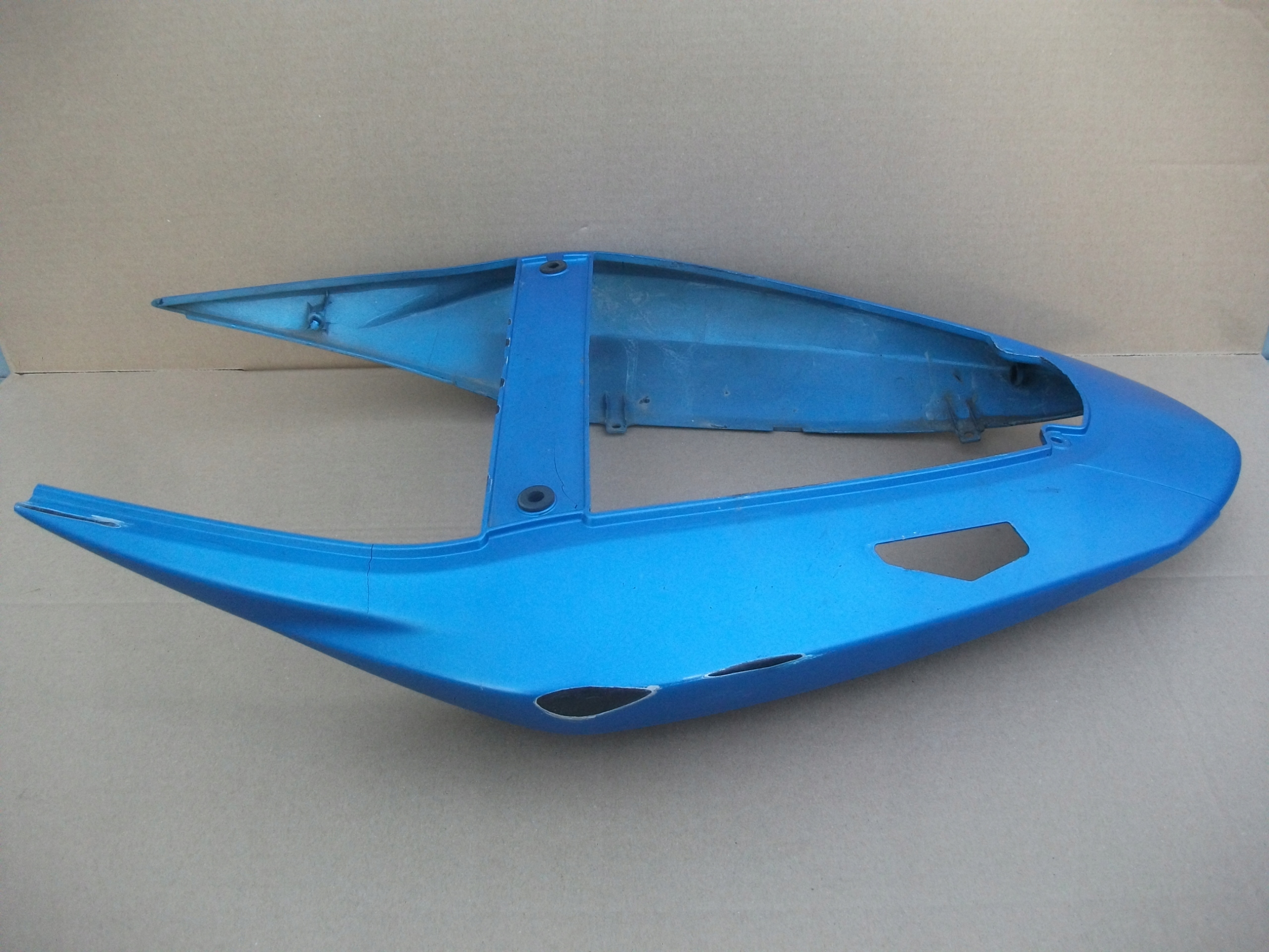 KAWASAKI Z750S 03-06 BOKI TYŁ OGON ZADUPEK