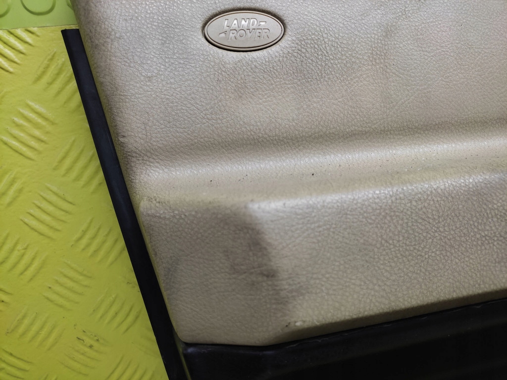 LAND ROVER DISCOVERY III upholstery side door left front