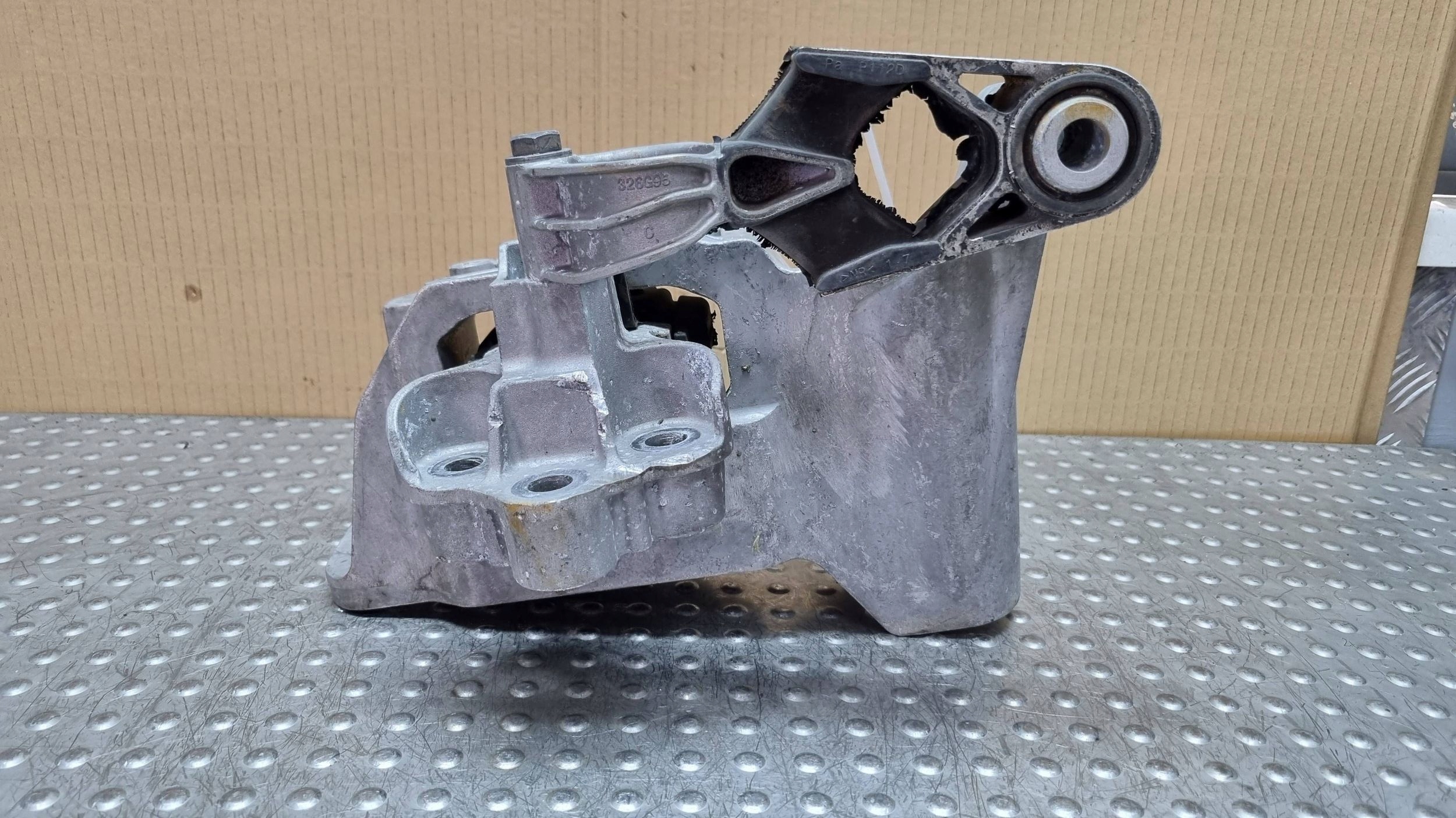 holder engine mount JX61-6F012-JE 326G90C FORD FOCUS MK4 1.0 ECOBOOST