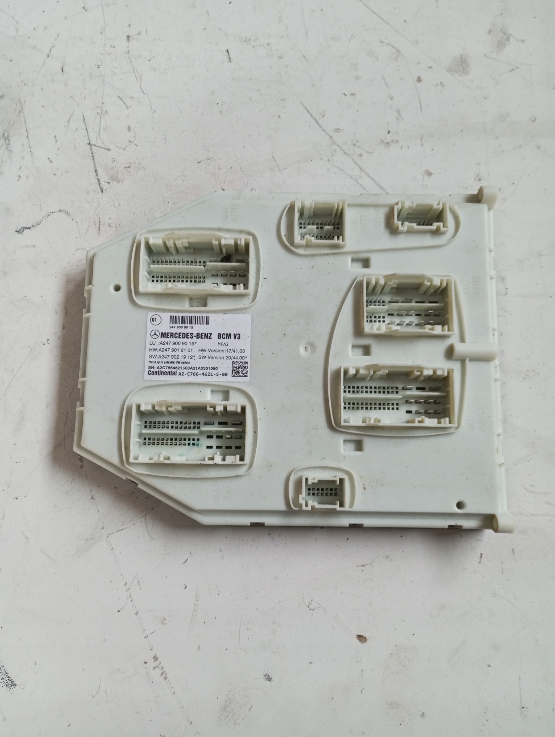 module unité de commande électronique uce KOMFORTU MERCEDES W247 A2479009015