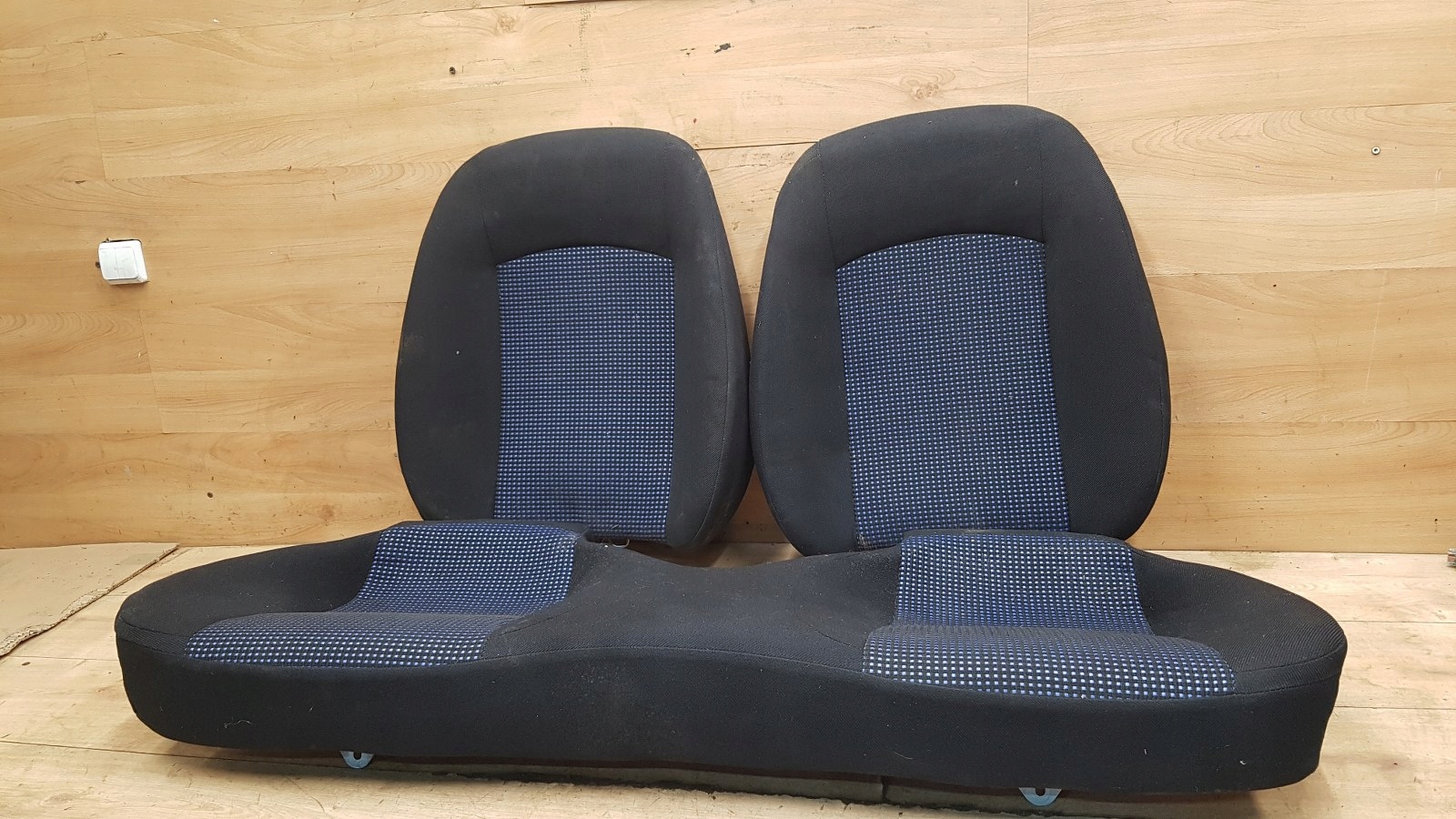 диван задний Подголовники peugeot 206 CC