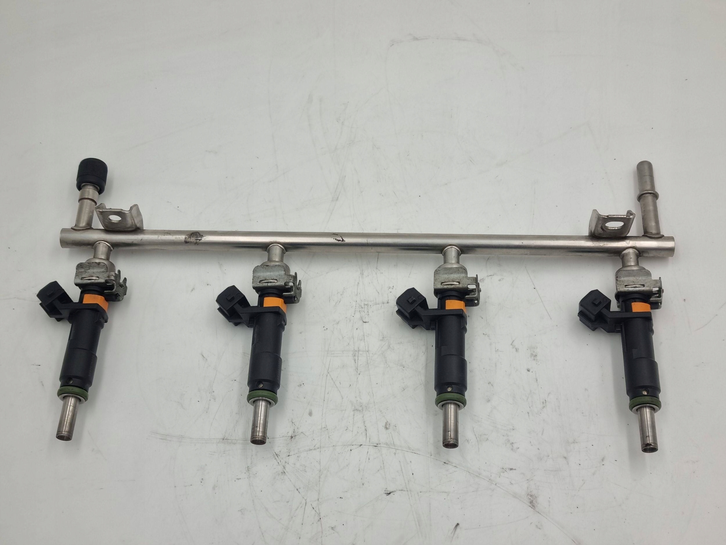 Kpl Rampe injection Injecteurs Opel 1.8 16V A18XER 55353806