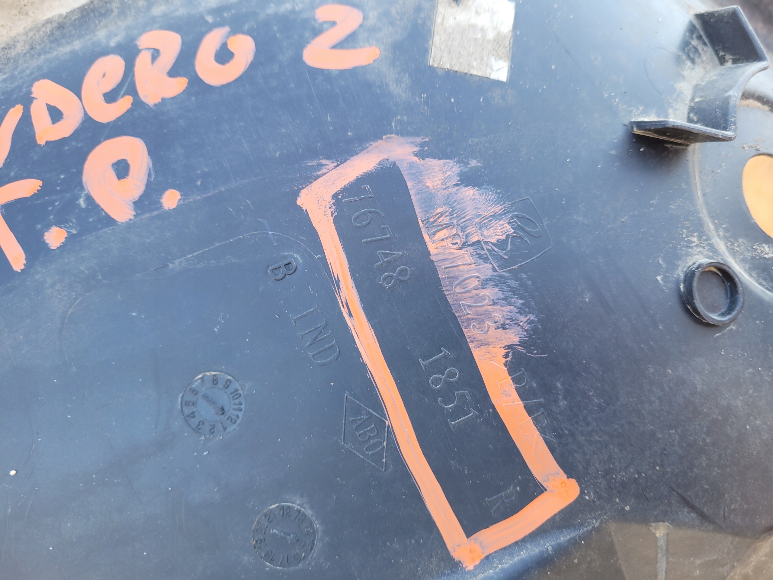 mudguard rear. rear part right DACIA SANDERO II