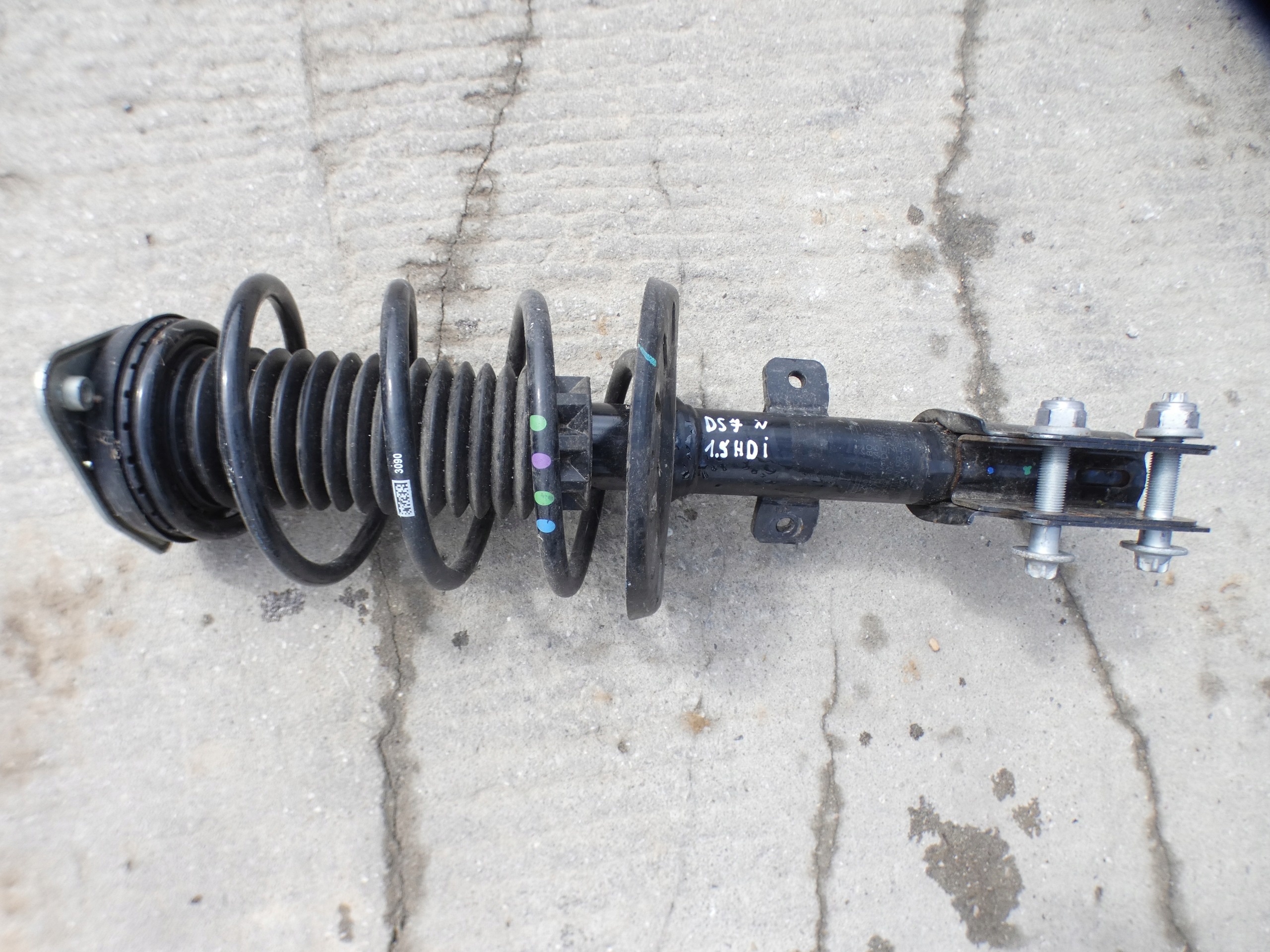 McPherson shock absorber spring left right front DS7 CROSSBACK 17- r.