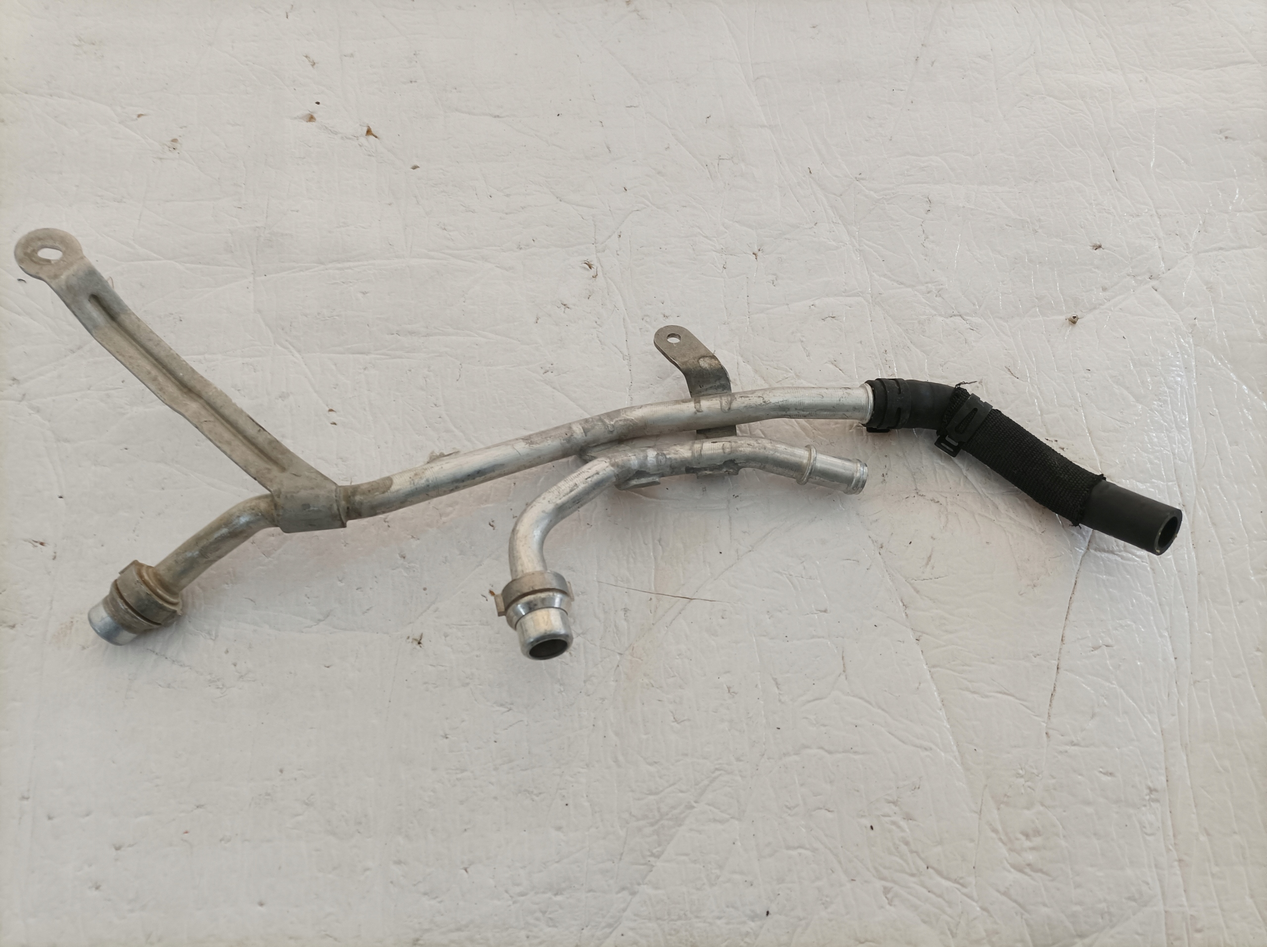 AUDI Q7 Q8 PRZEWOD ВОДЫ РАСПРЕДЕЛИТЕЛЬm0121485cp