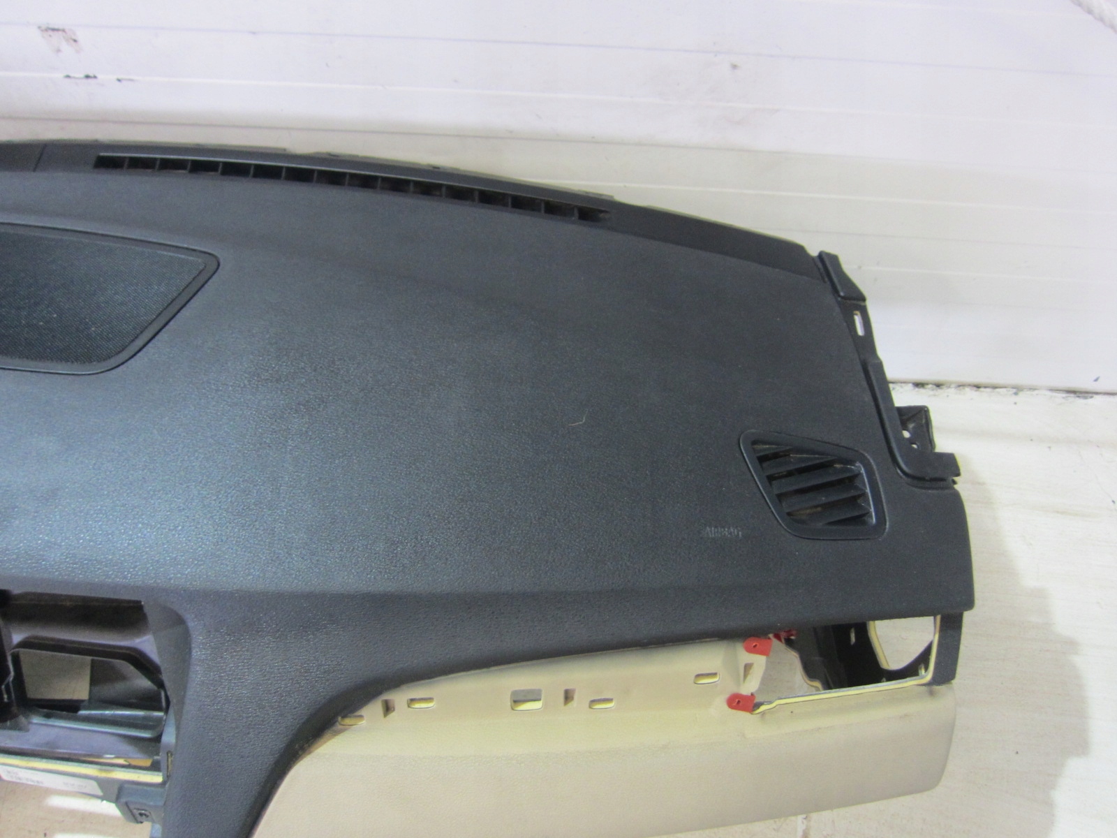 BMW X3 F25 dashboard instrument panel airbag adjusters without