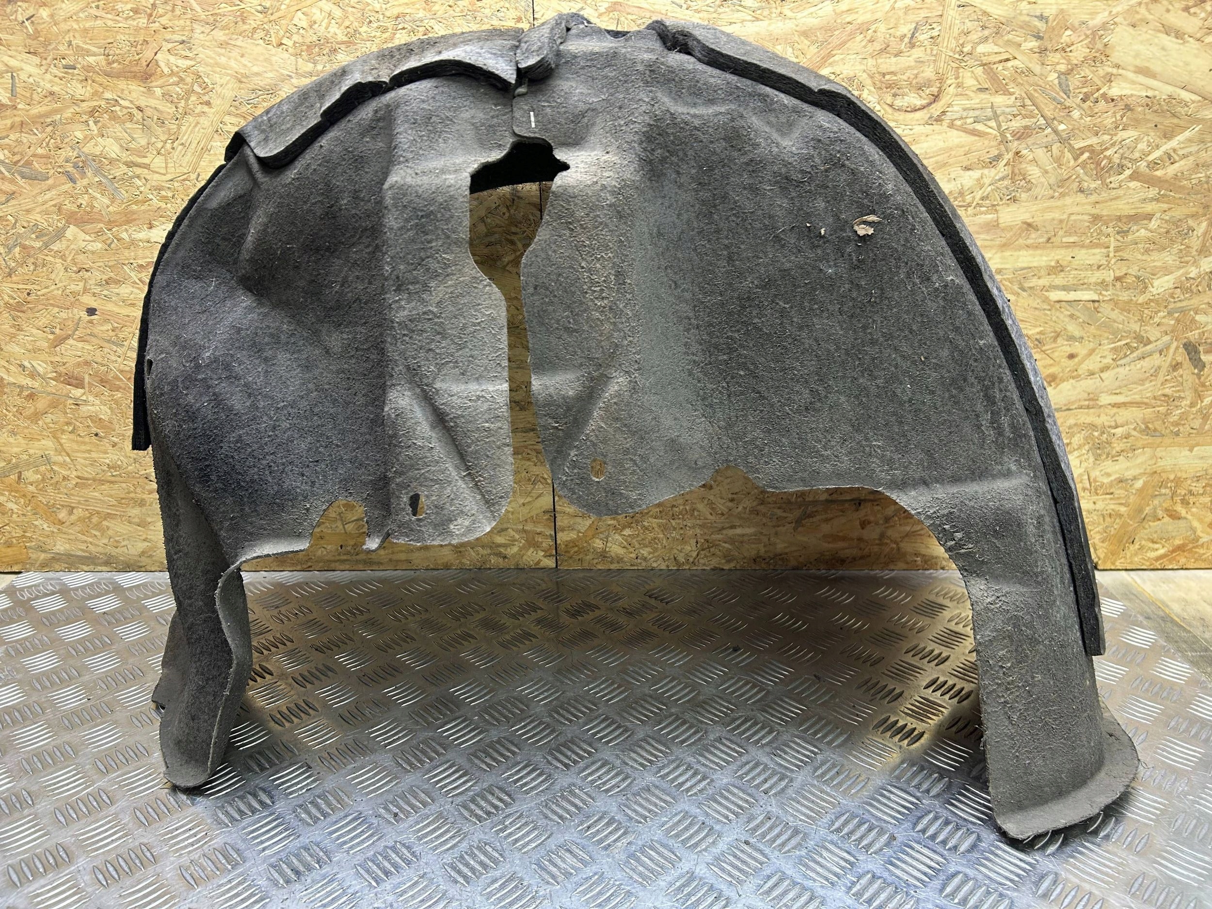 mudguard rear. left Audi A5 Sportback 8TA 2013
