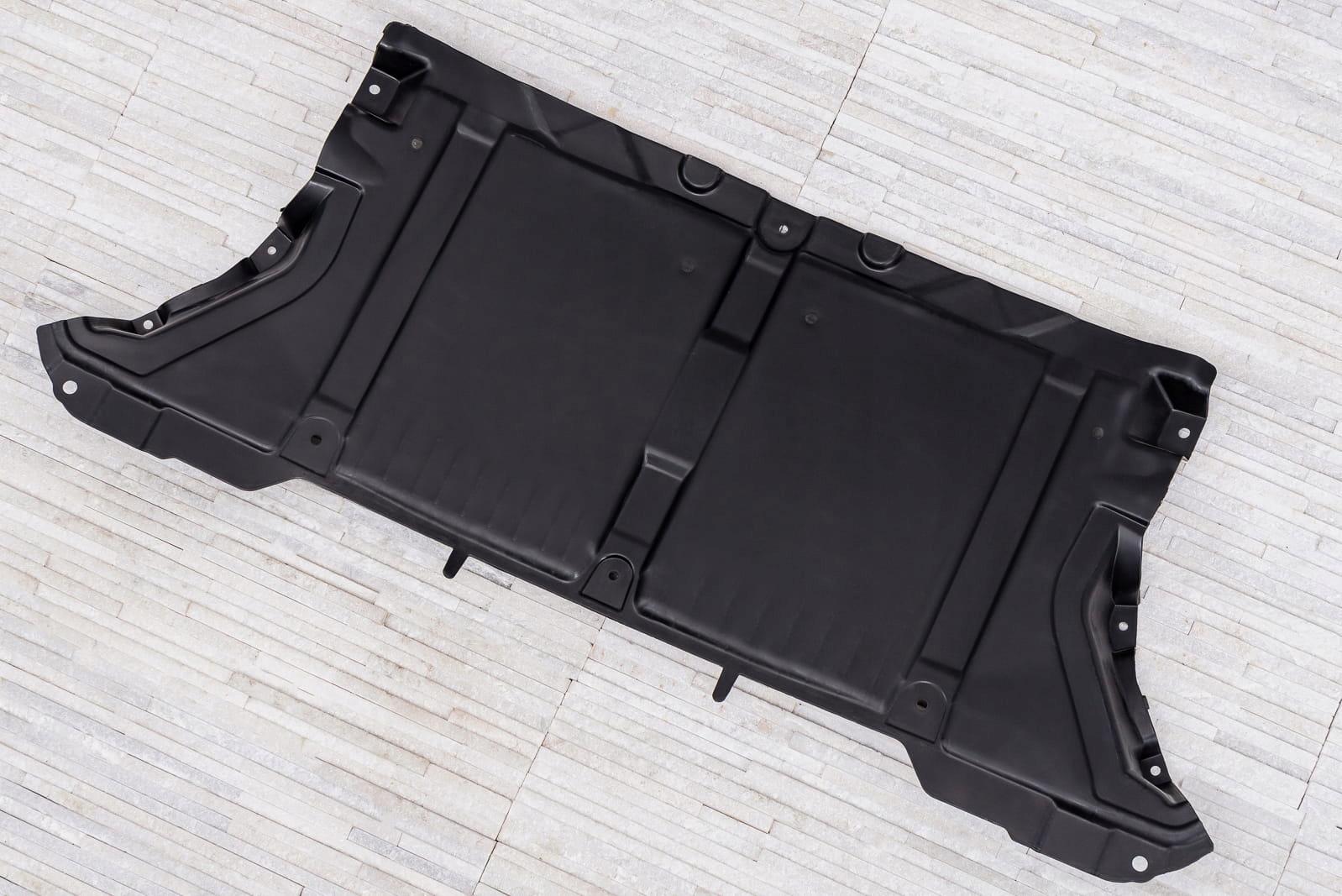 MERCEDES C-KLASA W206 2021- OSŁONA DOLNA SILNIKA Typ samochodu Samochody osobowe