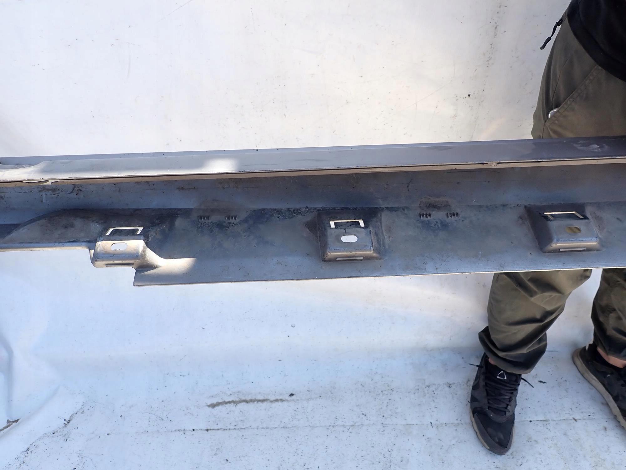 VW PASSAT B8 14-23 threshold right moulding threshold right