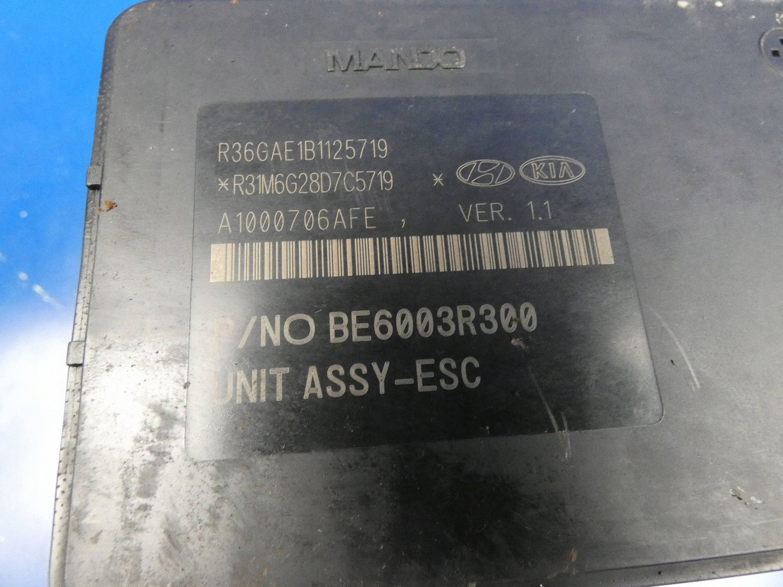 KIA SPORTAGE IV 2016- pump control unit ABS