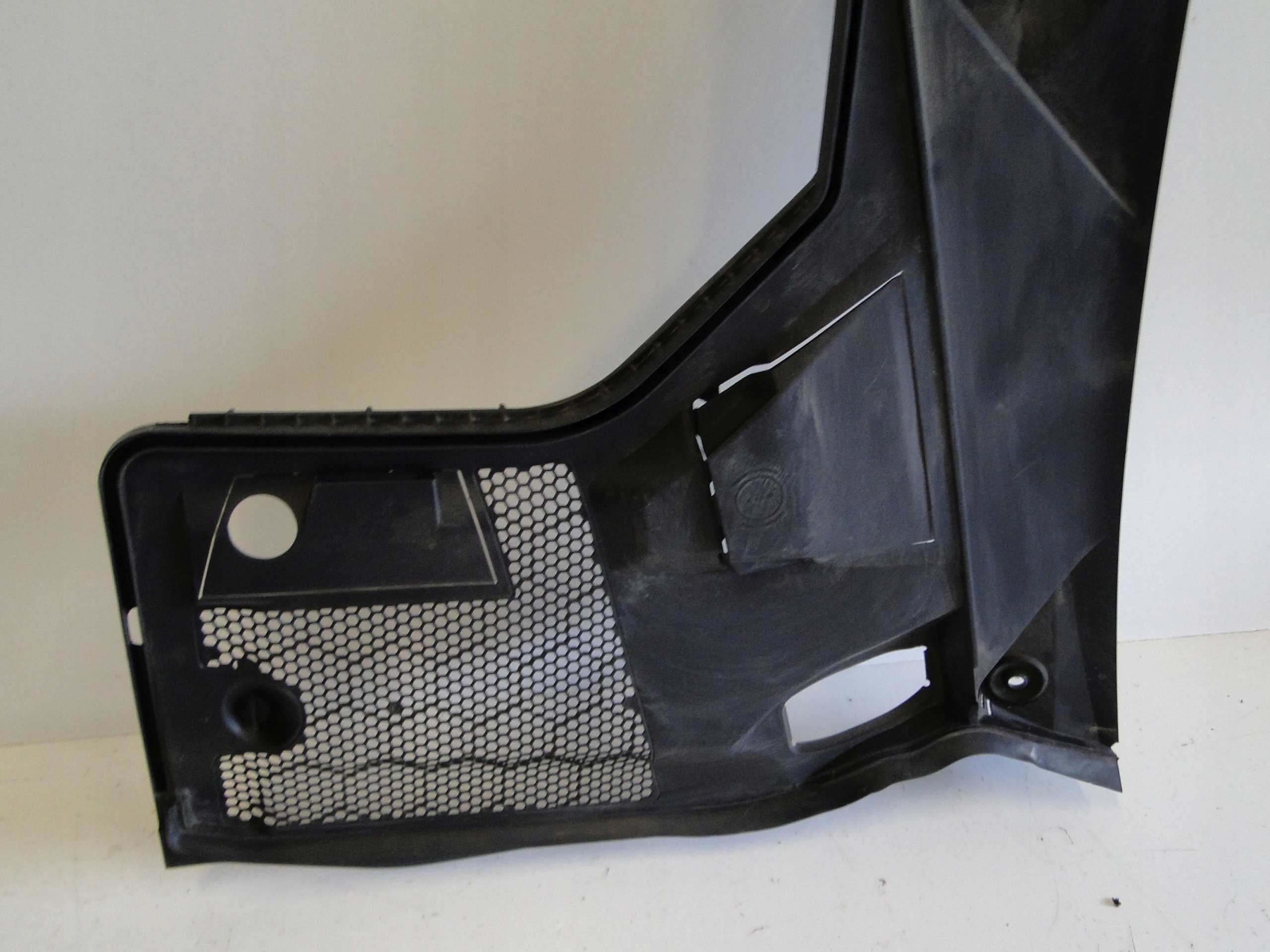 MERCEDES C W205 205 PODSZYBIE LEWE WLOT OSŁONA Wersja Europejska