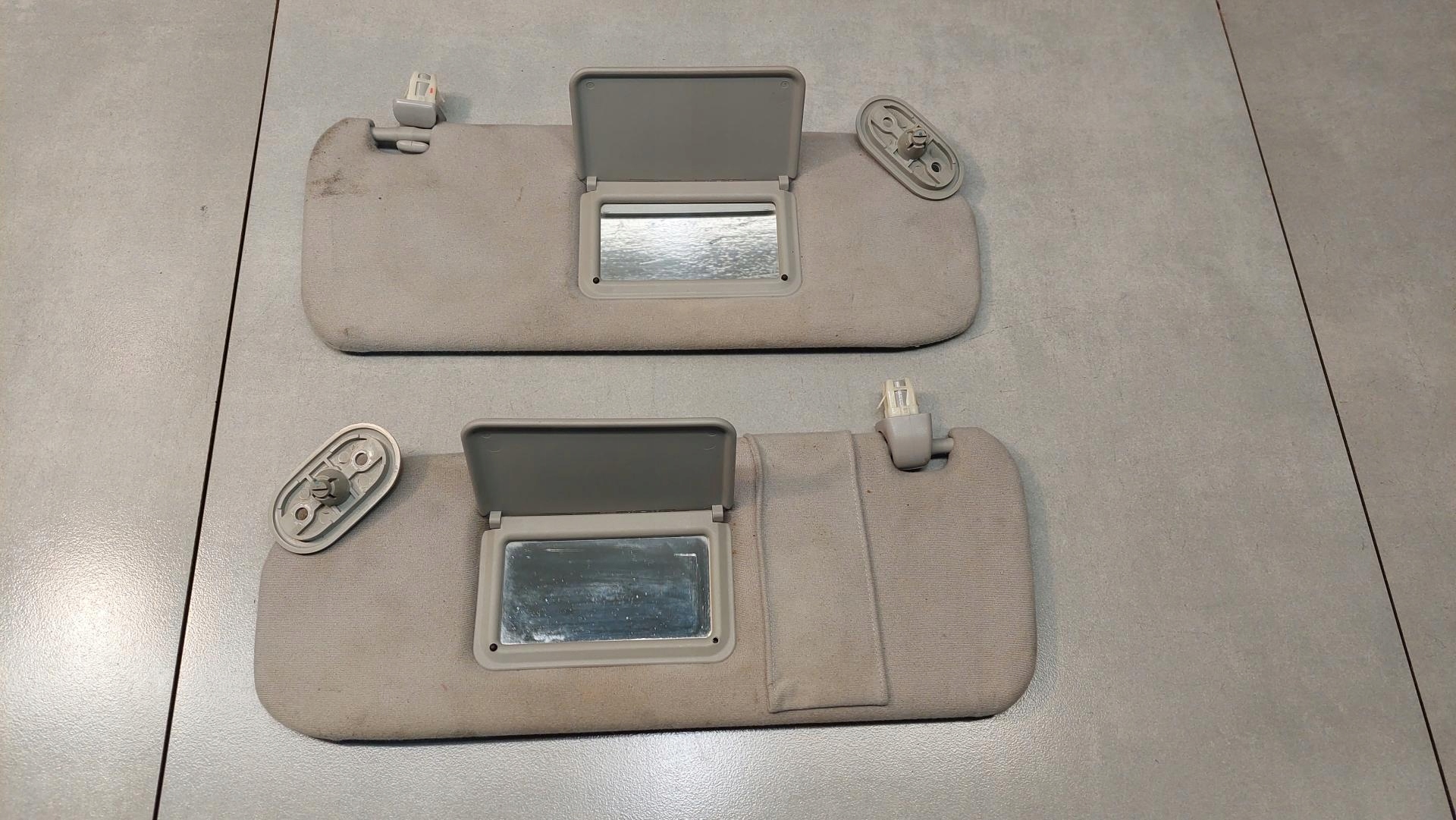 Солнцезащитный козырек COROLLA E12 1.4 B