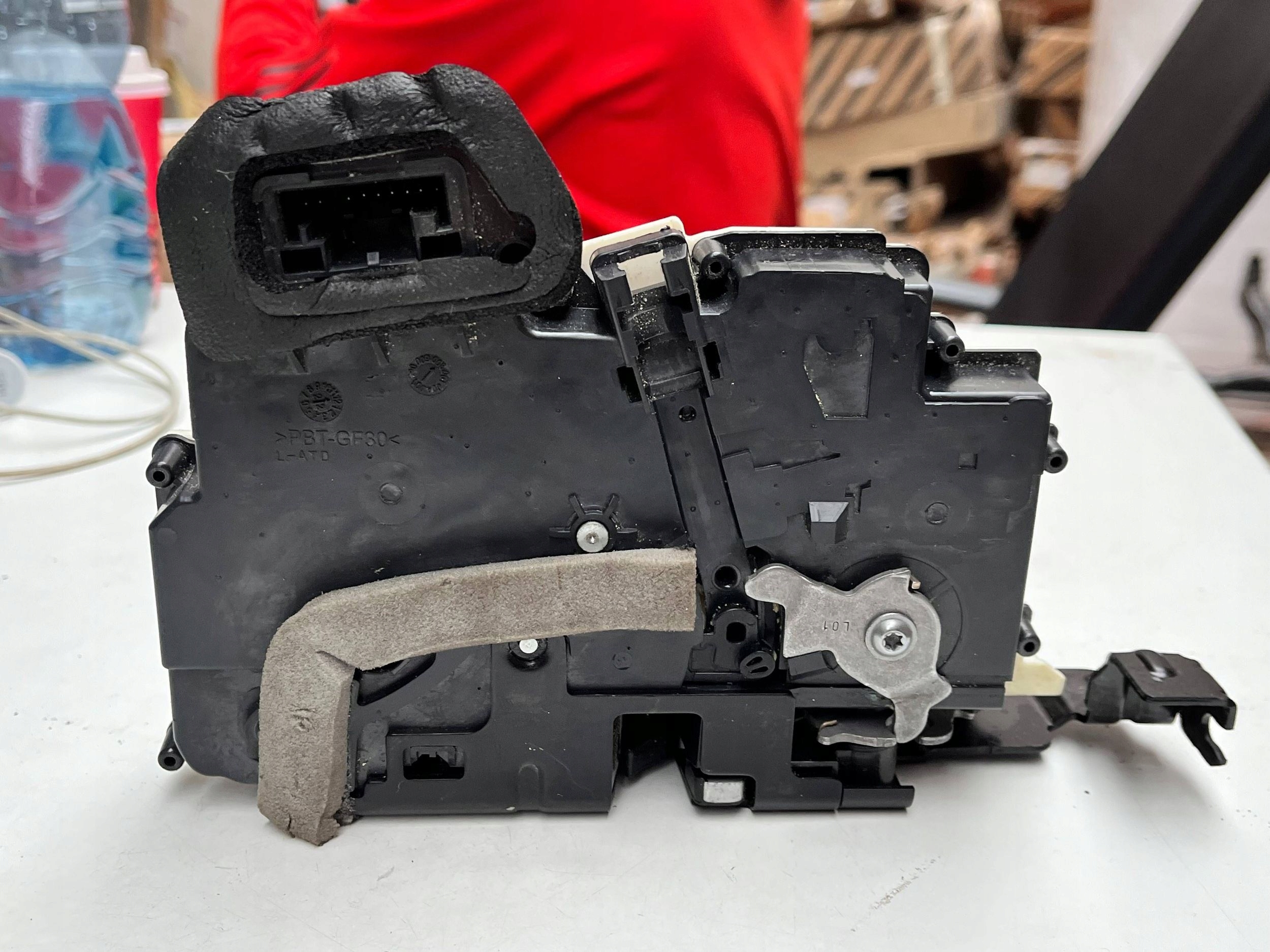 AUDI A6 A7 Q8 lock door left front 4K1837015L !J
