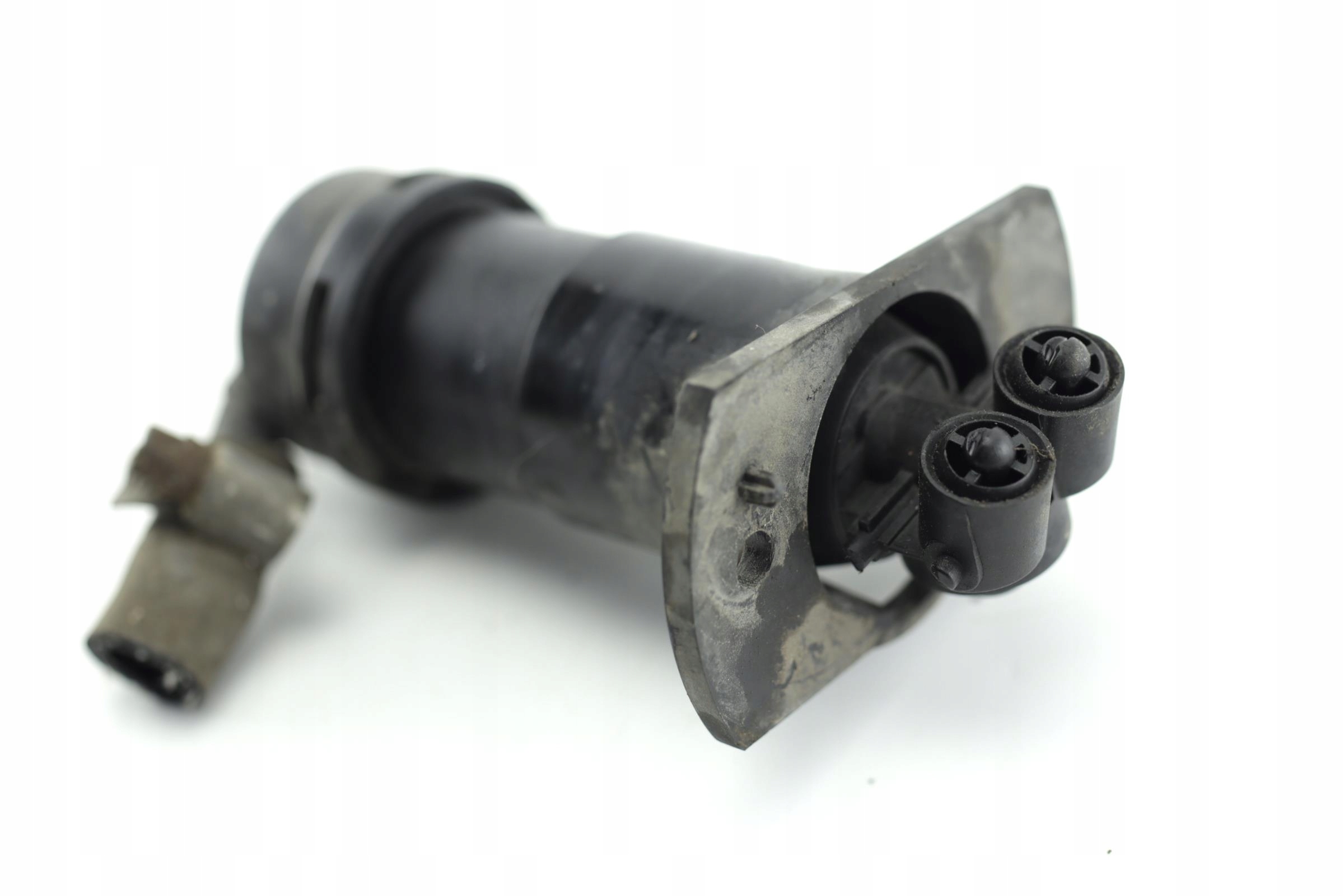 SPRYSKIWACZ LAMPY XENON PRAWY AUDI A6 C6 ALLROAD