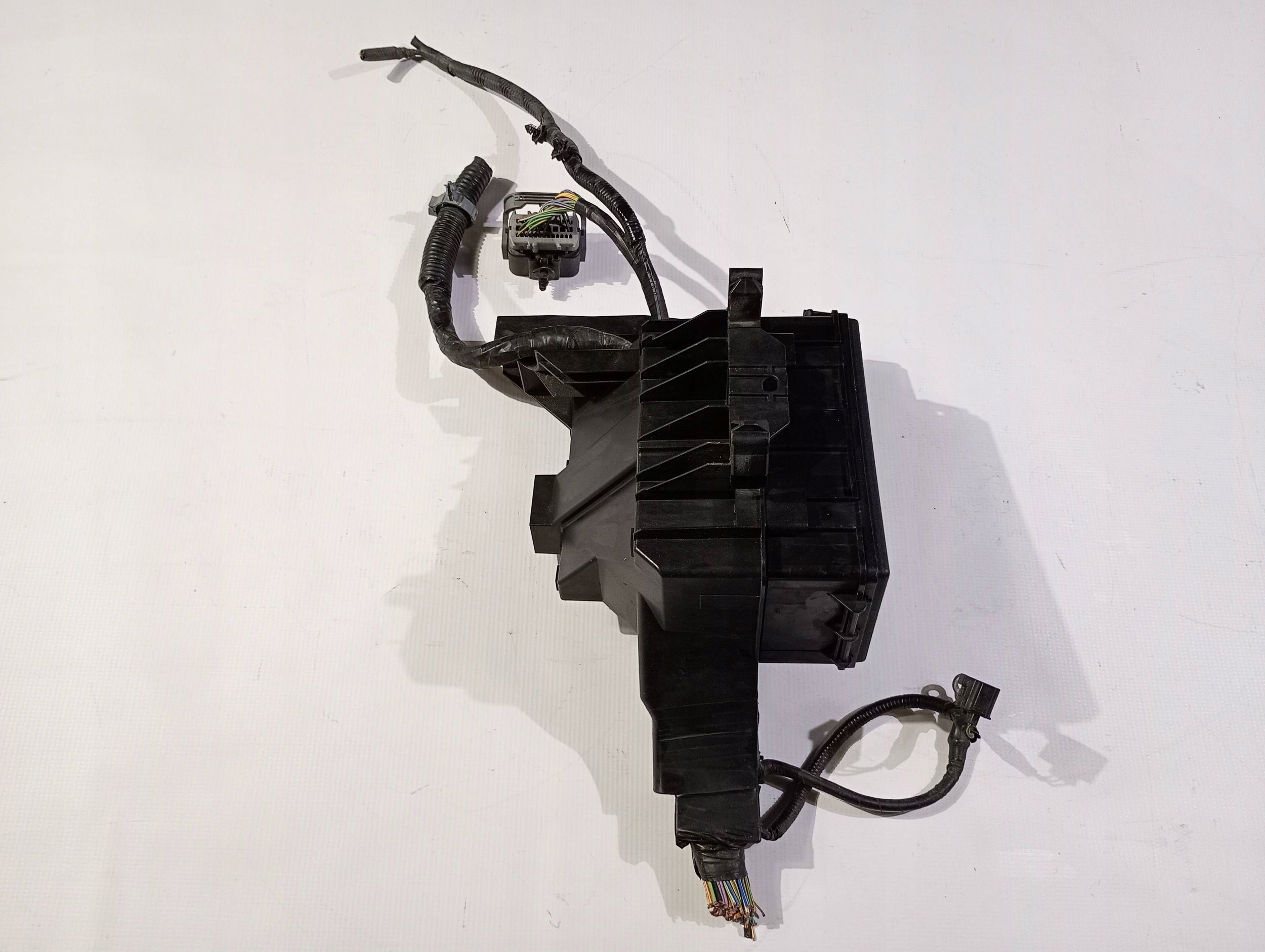 Module fusibles Porte fusibles Ford Explorer V 2011-2019