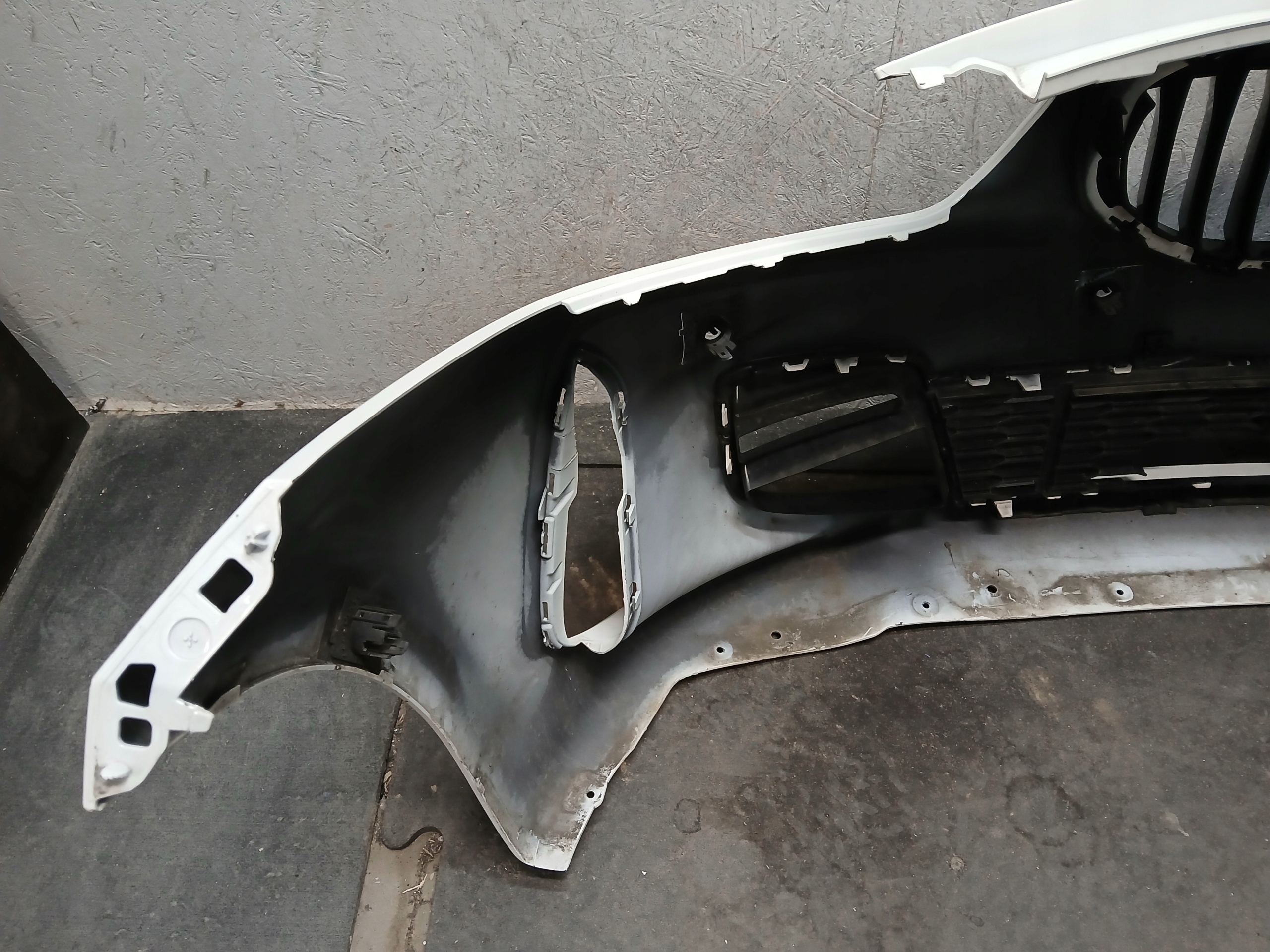 paraurti anteriore BMW 1 e F40 M PAKIET