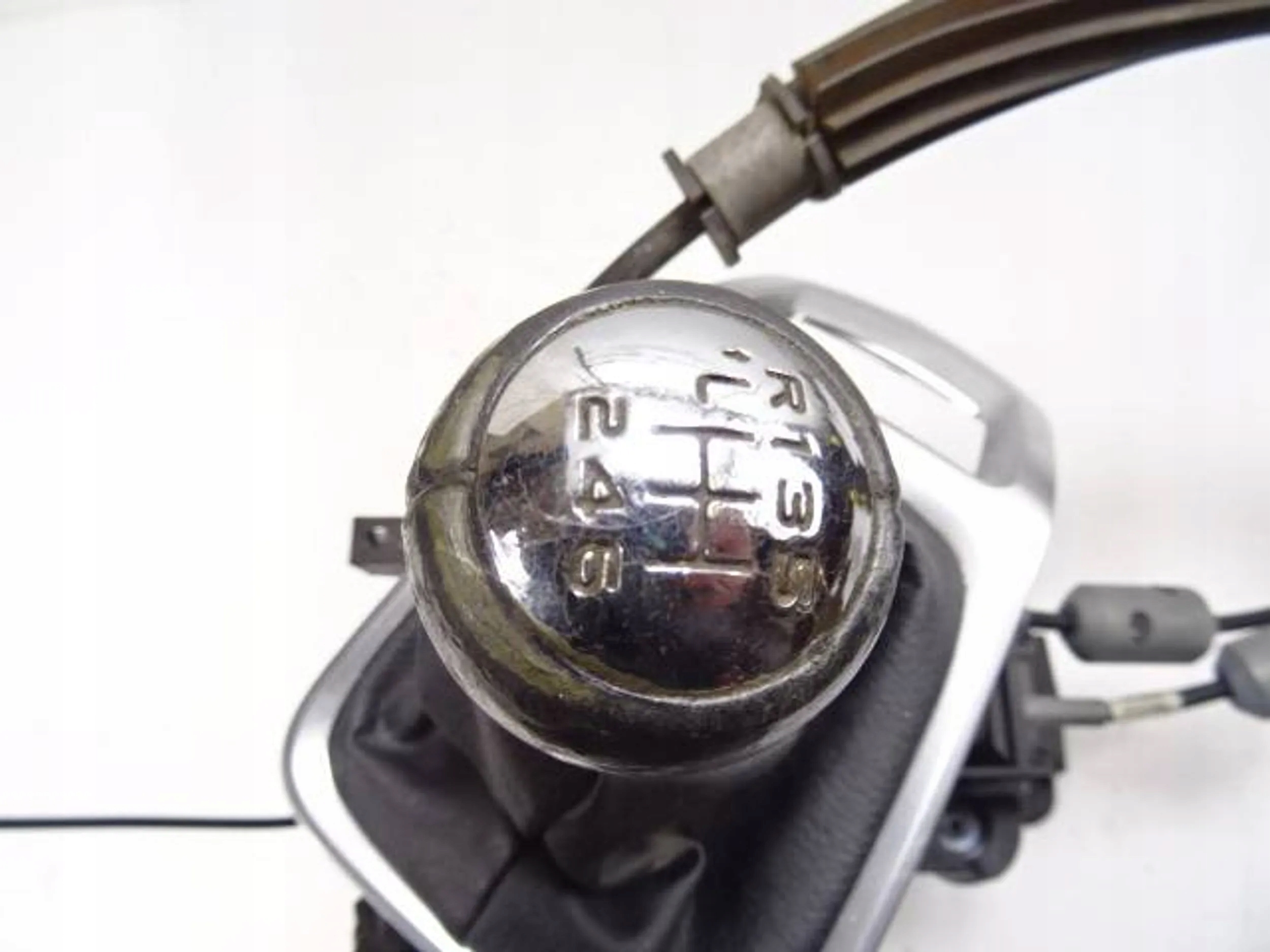 Linki zmiany biegów, wybierak Peugeot 5008 3008 I 1.6 HDI Typ samochodu Samochody osobowe