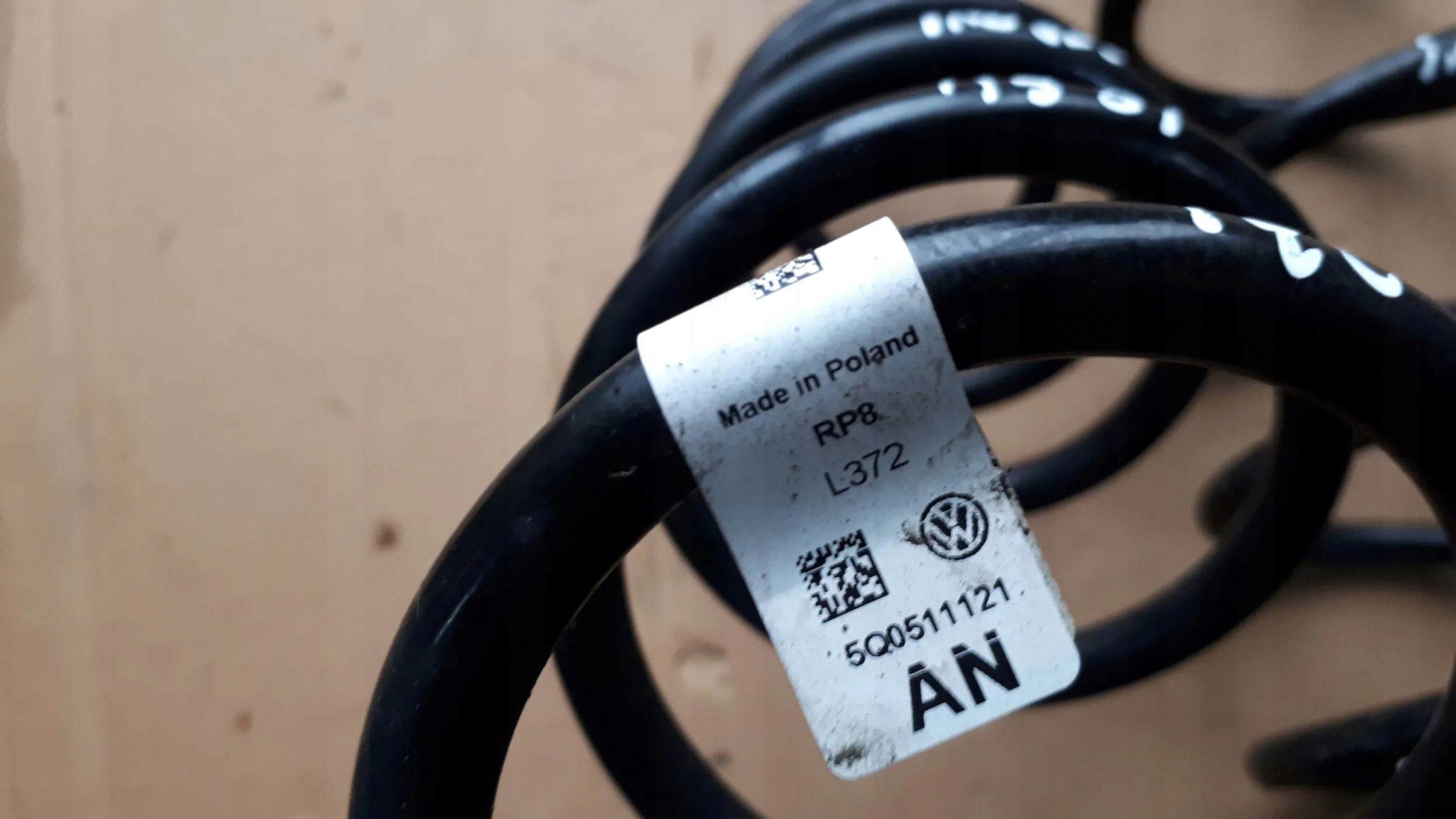 A3 8Y spring left right rear part sedan 5Q0511121AN 2X