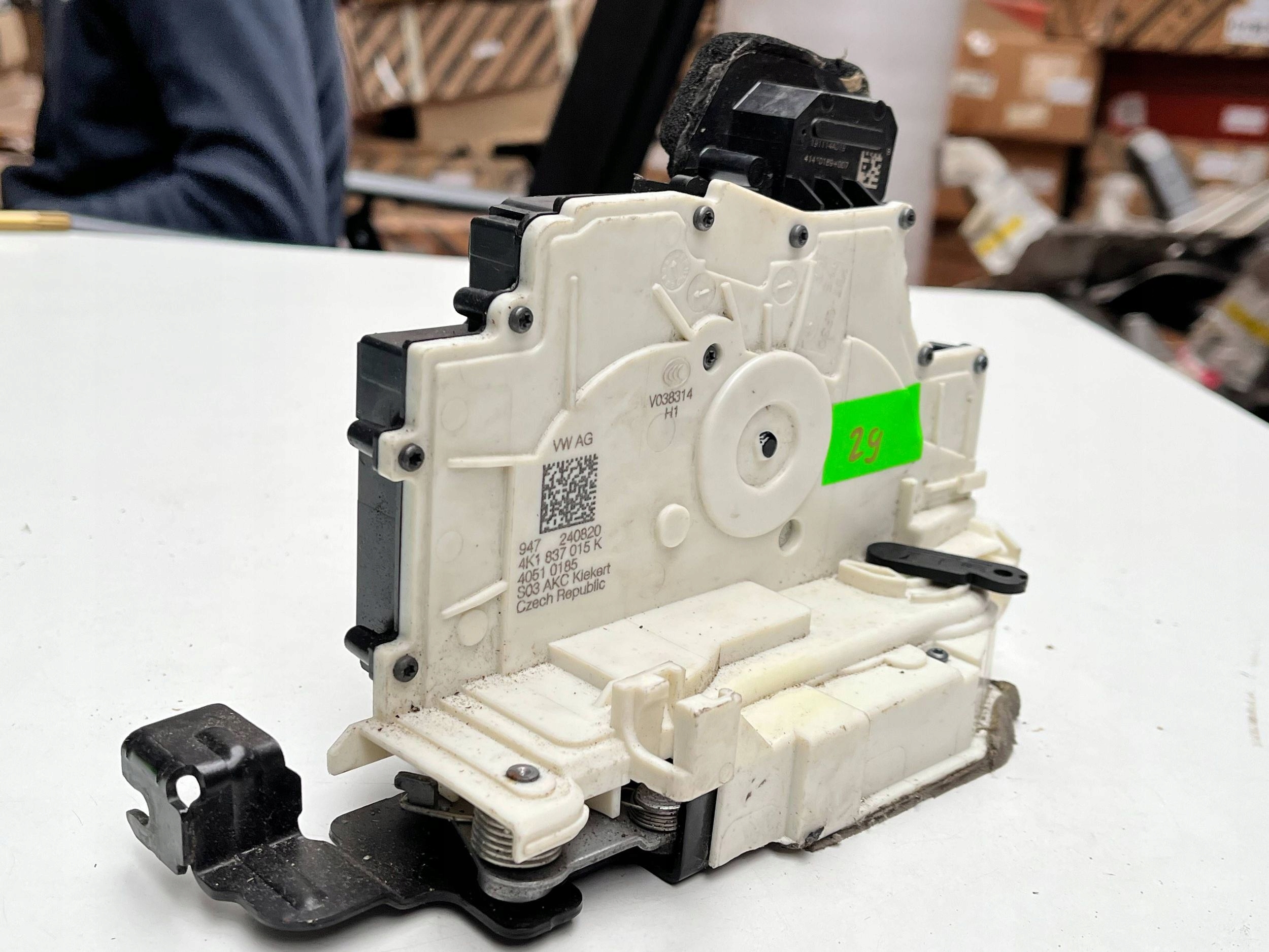 lock door przednich Audi A6 S6 C8 4K 4K1837015K !J