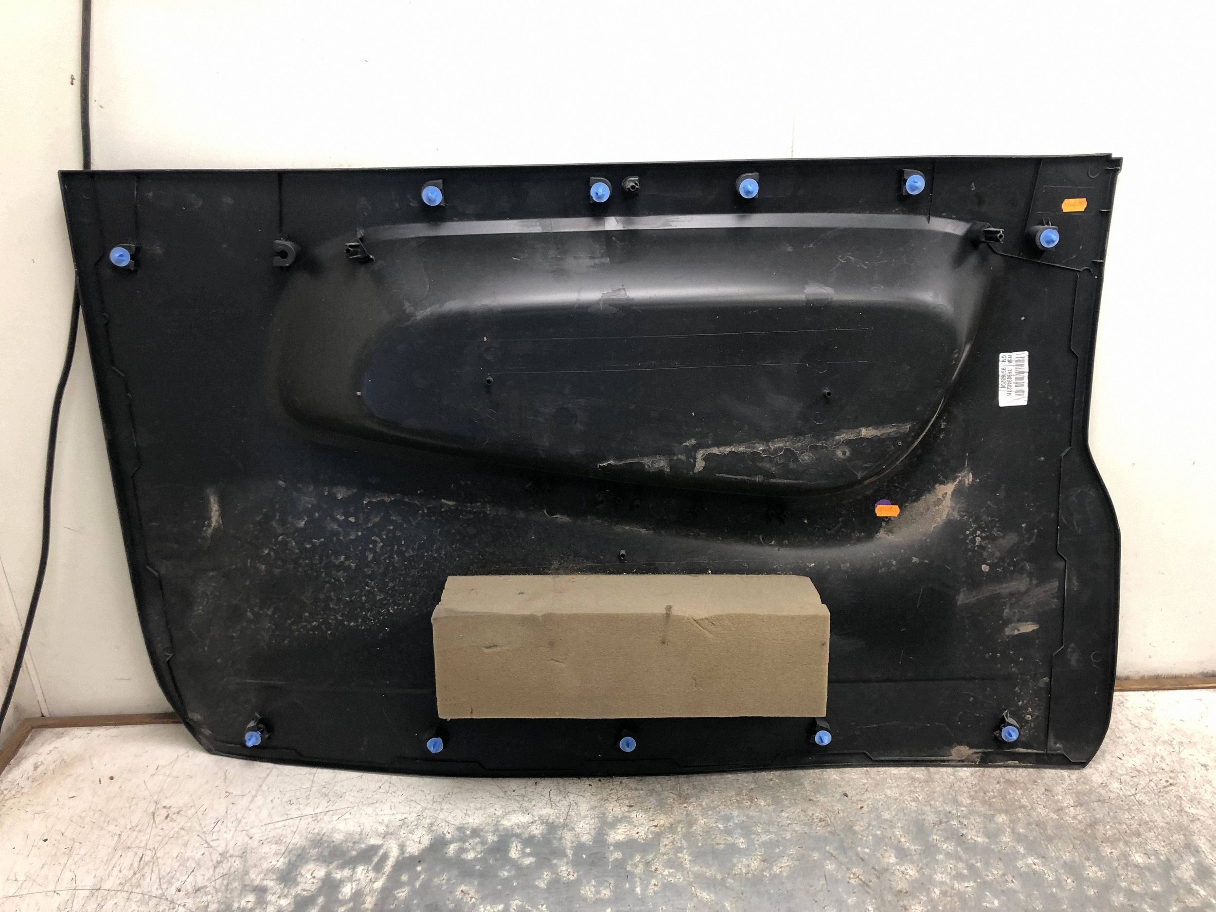 side upholstery left RENAULT TRAFIC III 769094027R