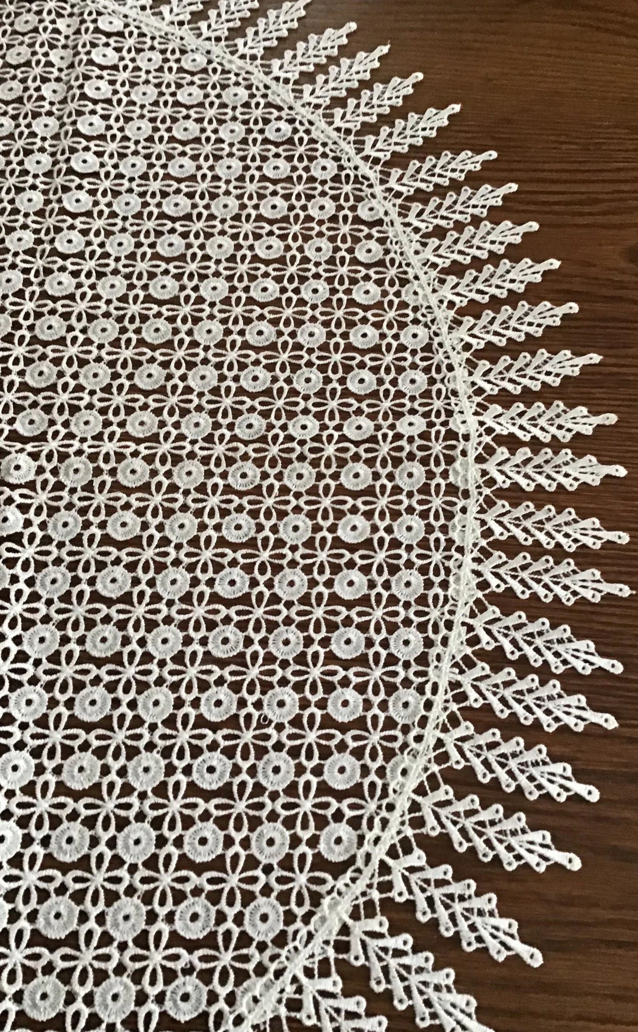 Obrus Ekri Okrągły Cały Koronkowy 150cm