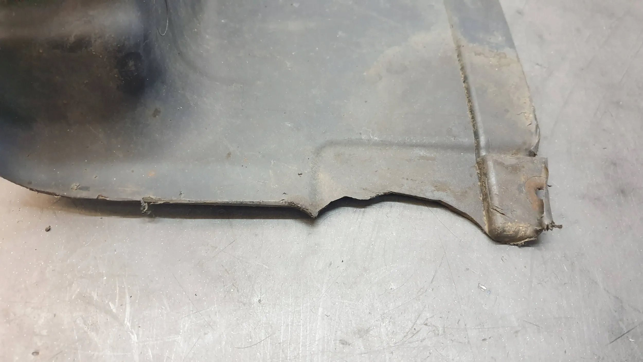 Osłona silnika nadkole Fiat Bravo II Typ samochodu Samochody osobowe